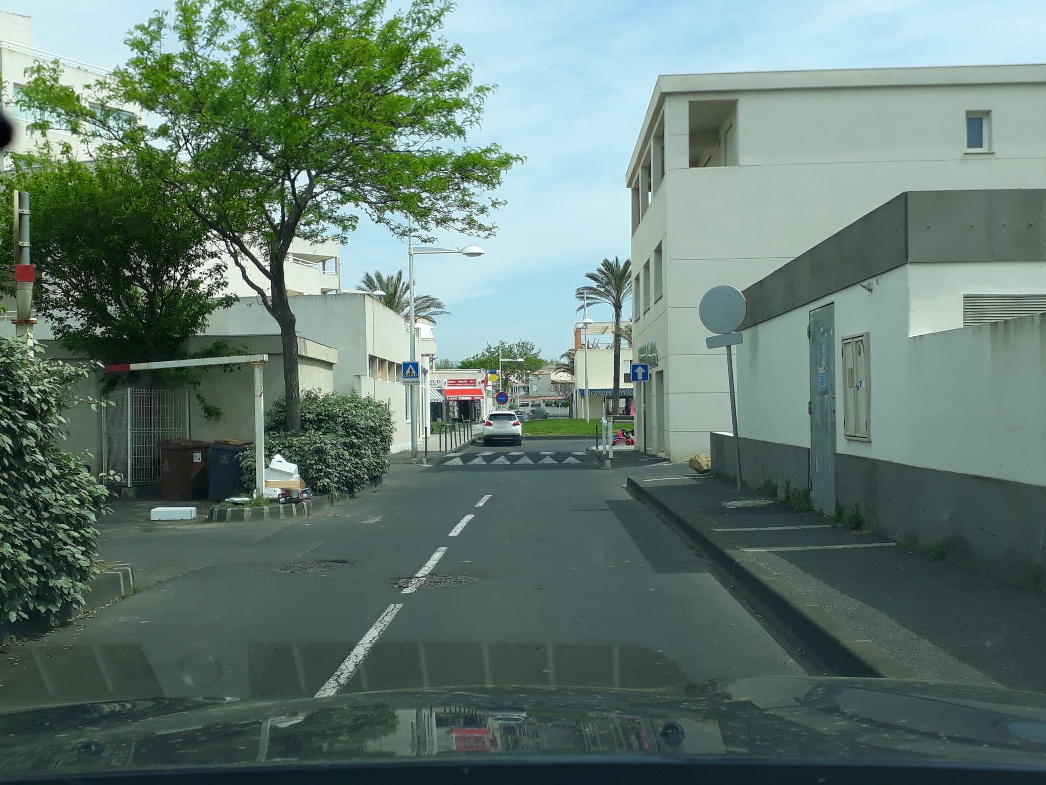 Street view near Pierre & Vacances Rochelongue, Le Cap d'Agde — © df45 (CC BY-SA · Mapillary)