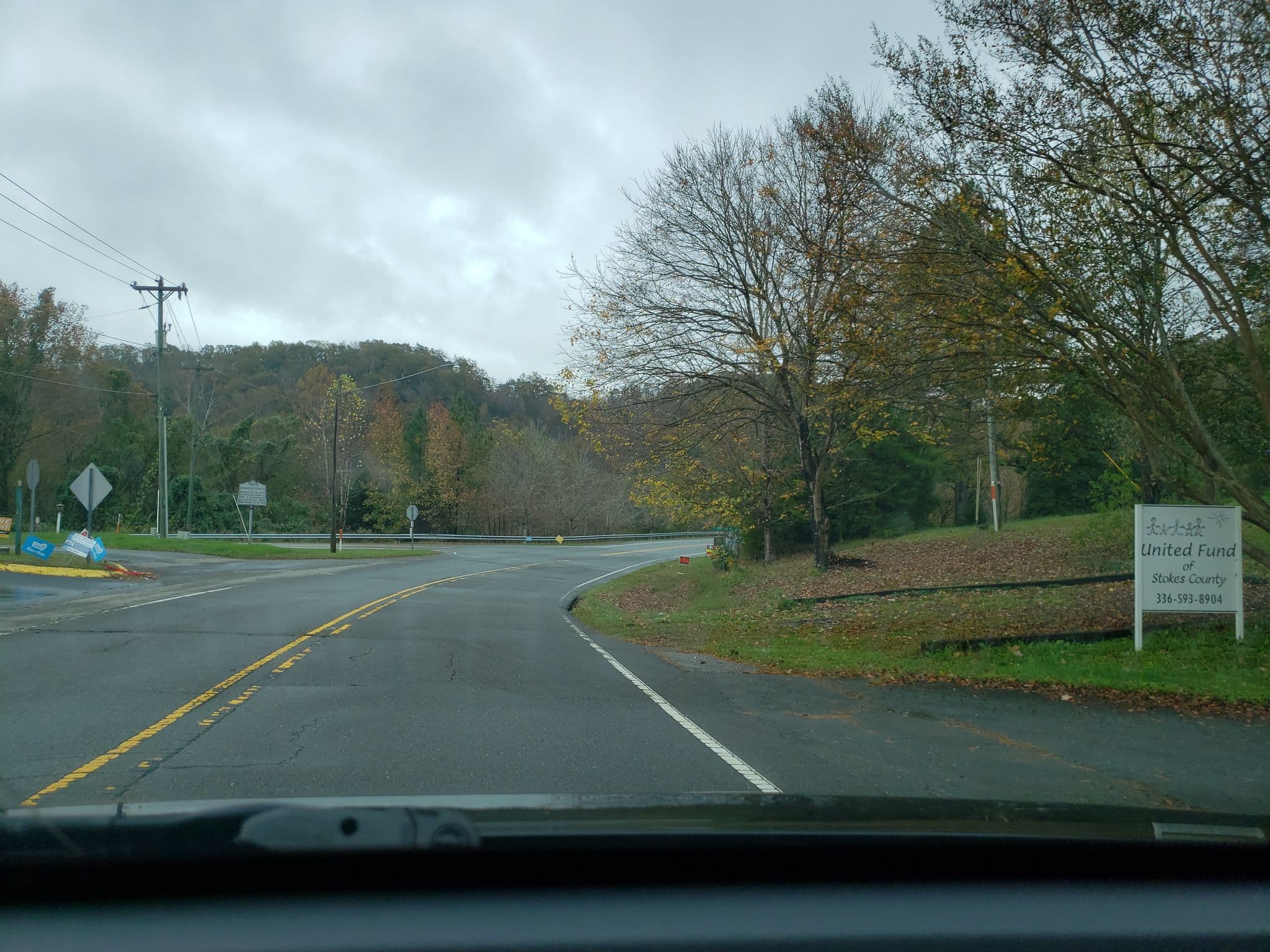 Street view near Dan River Cottage, Walnut Cove — © guyutetube (CC BY-SA · Mapillary)