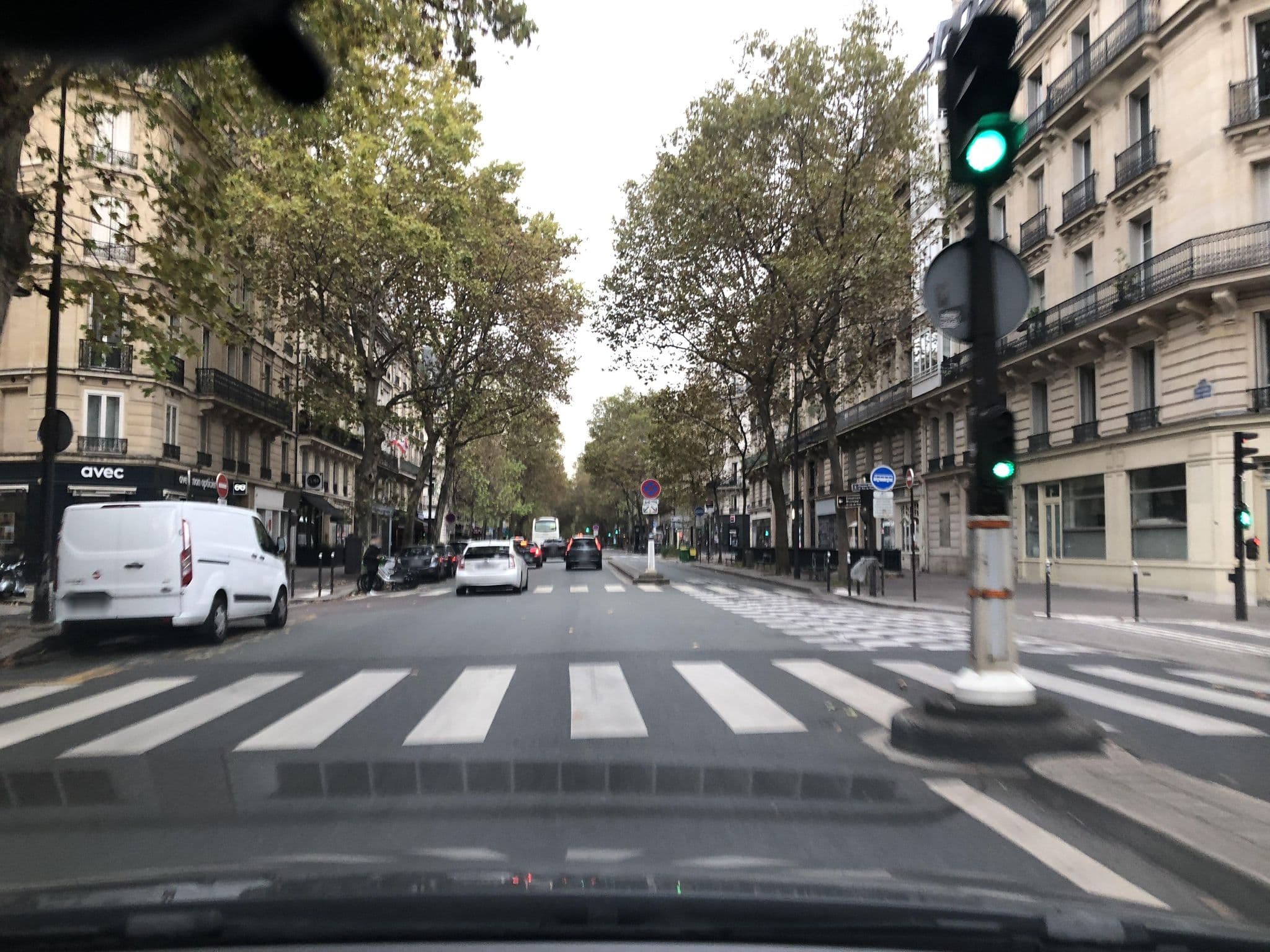 Street view near Hôtel abbatial Saint-Germain, Paris — © jerome92370 (CC BY-SA · Mapillary)