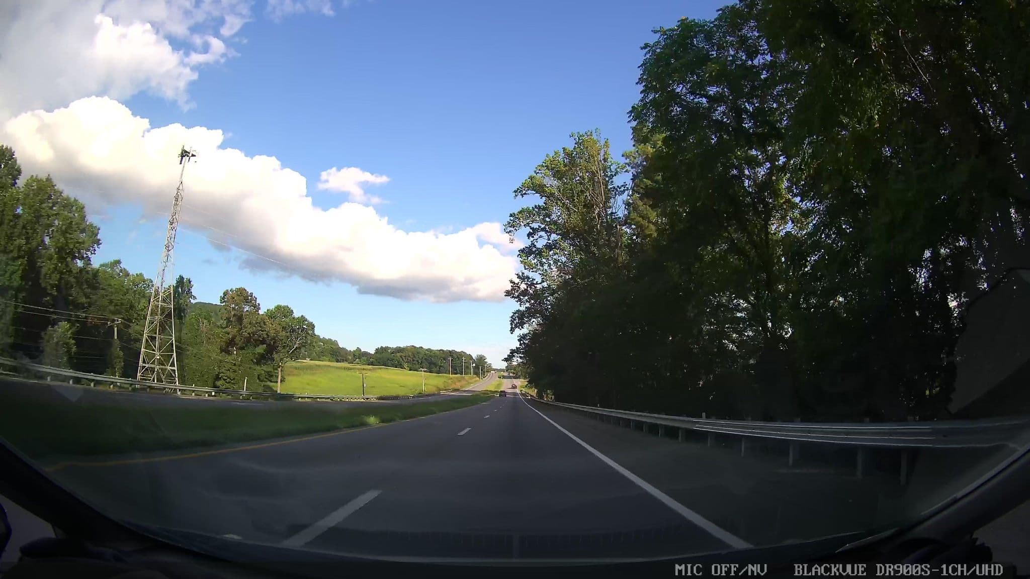 Street view near the hotel roanoke, Henry Fork — © danbjoseph (CC BY-SA · Mapillary)