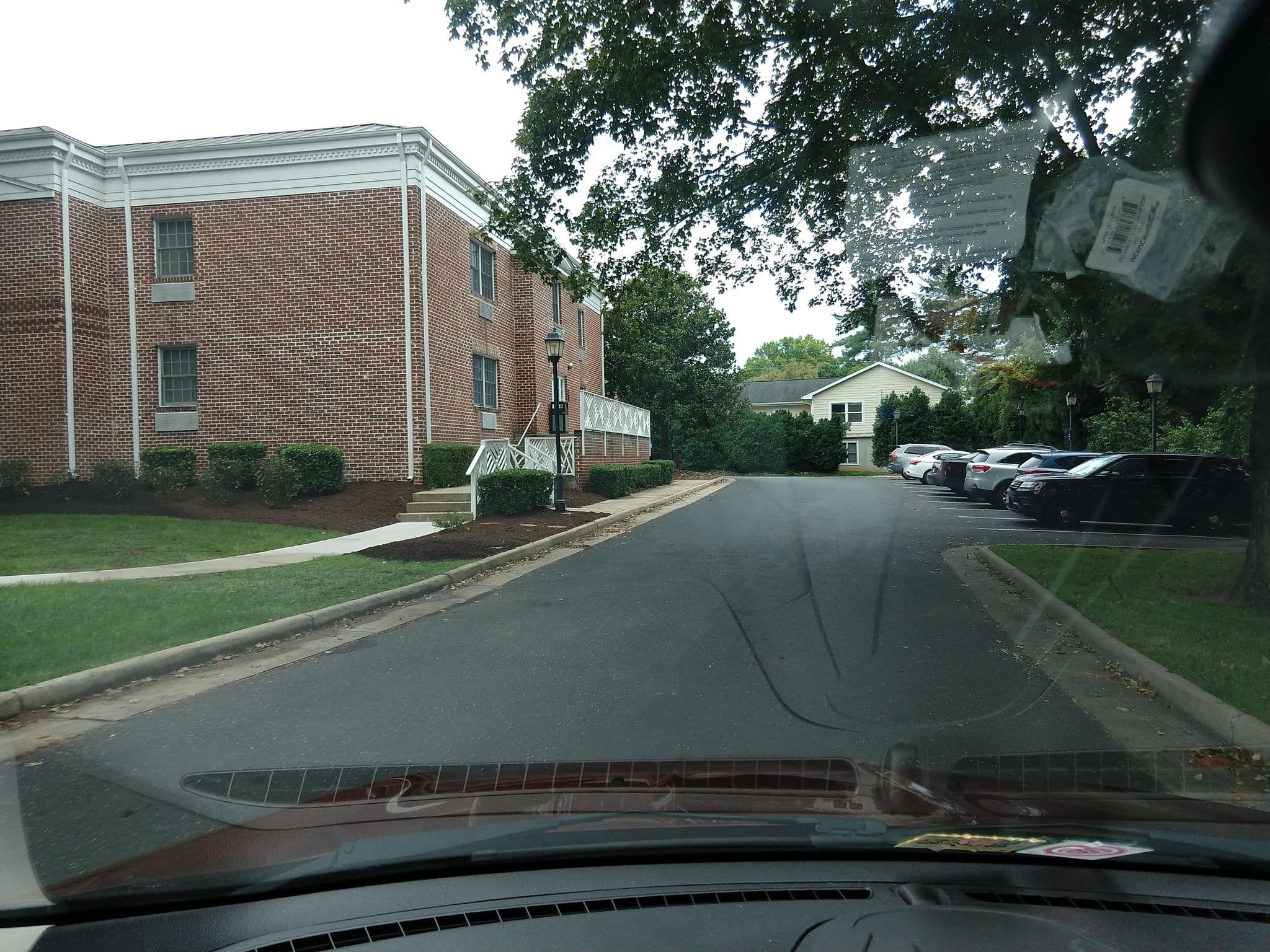 Street view near Hampton Inn by Hilton, East Lexington — © kwrigh01 (CC BY-SA · Mapillary)