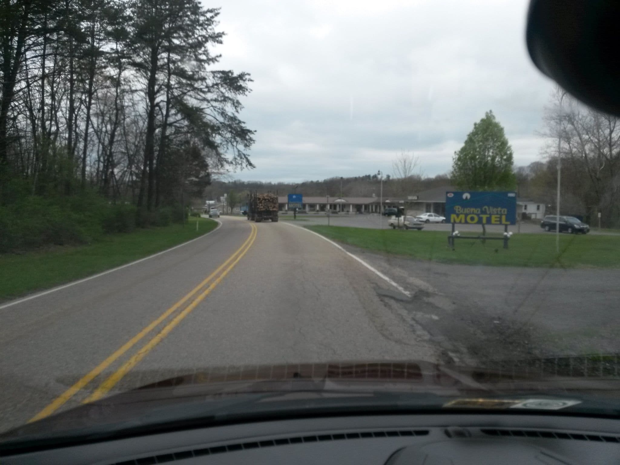 Street view near Buena Vista Motel, East Lexington — © kwrigh01 (CC BY-SA · Mapillary)