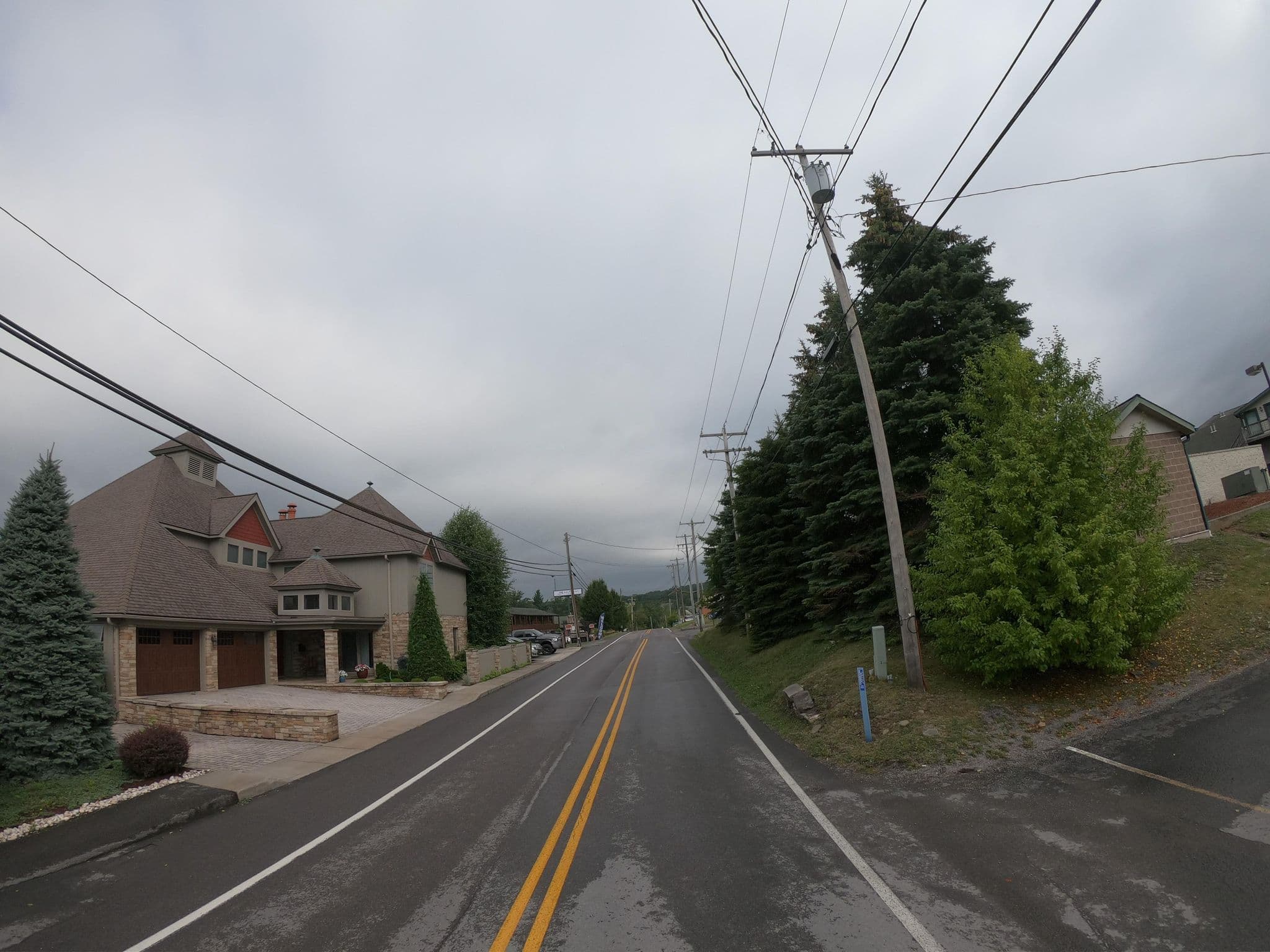 Street view near Sunny Boy (Long & Foster Rental), Mountain Lake Park — © roadgeek_md99 (CC BY-SA · Mapillary)