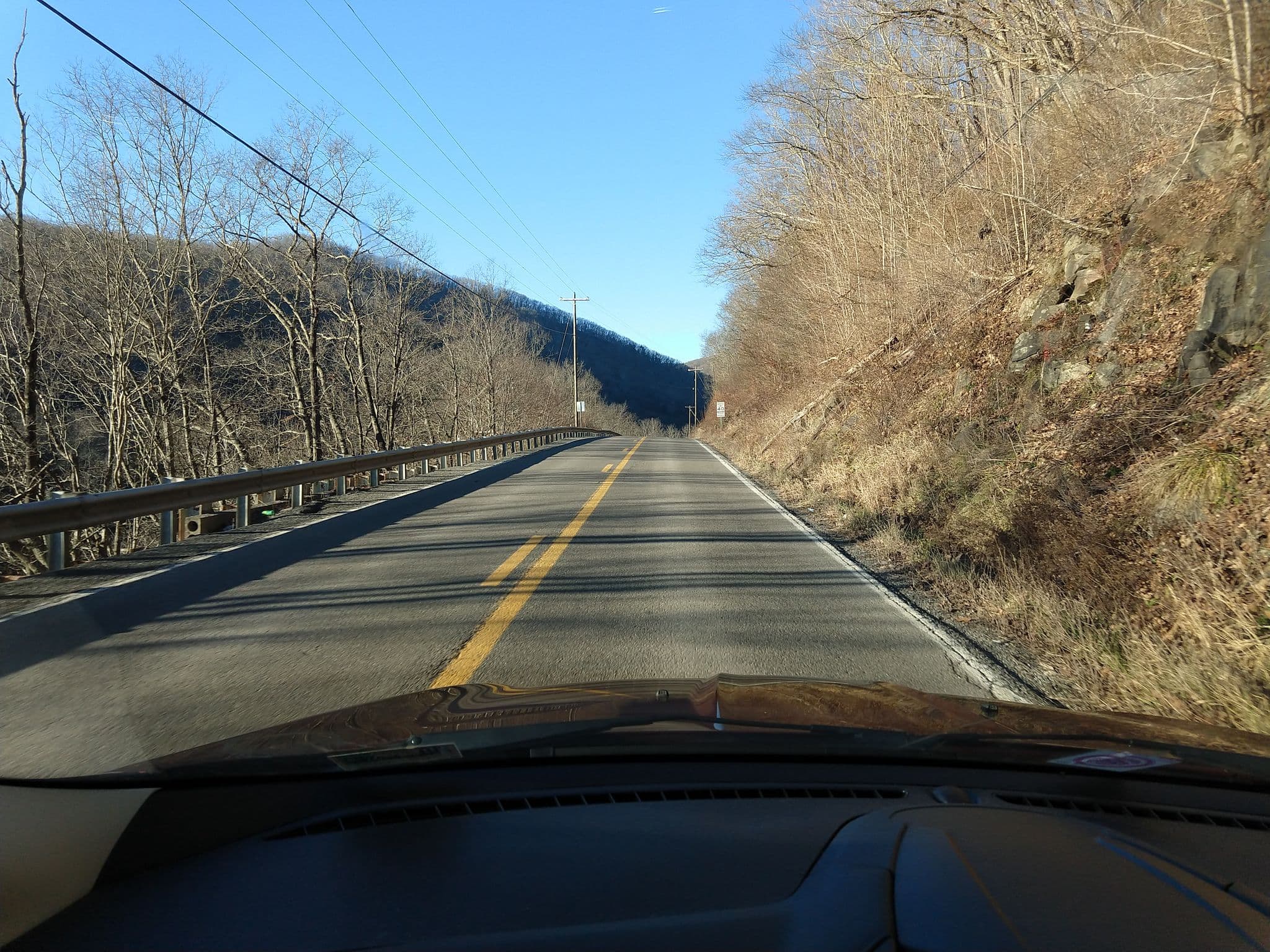 Street view near Greenbrier Suites, Elkins — © kwrigh01 (CC BY-SA · Mapillary)
