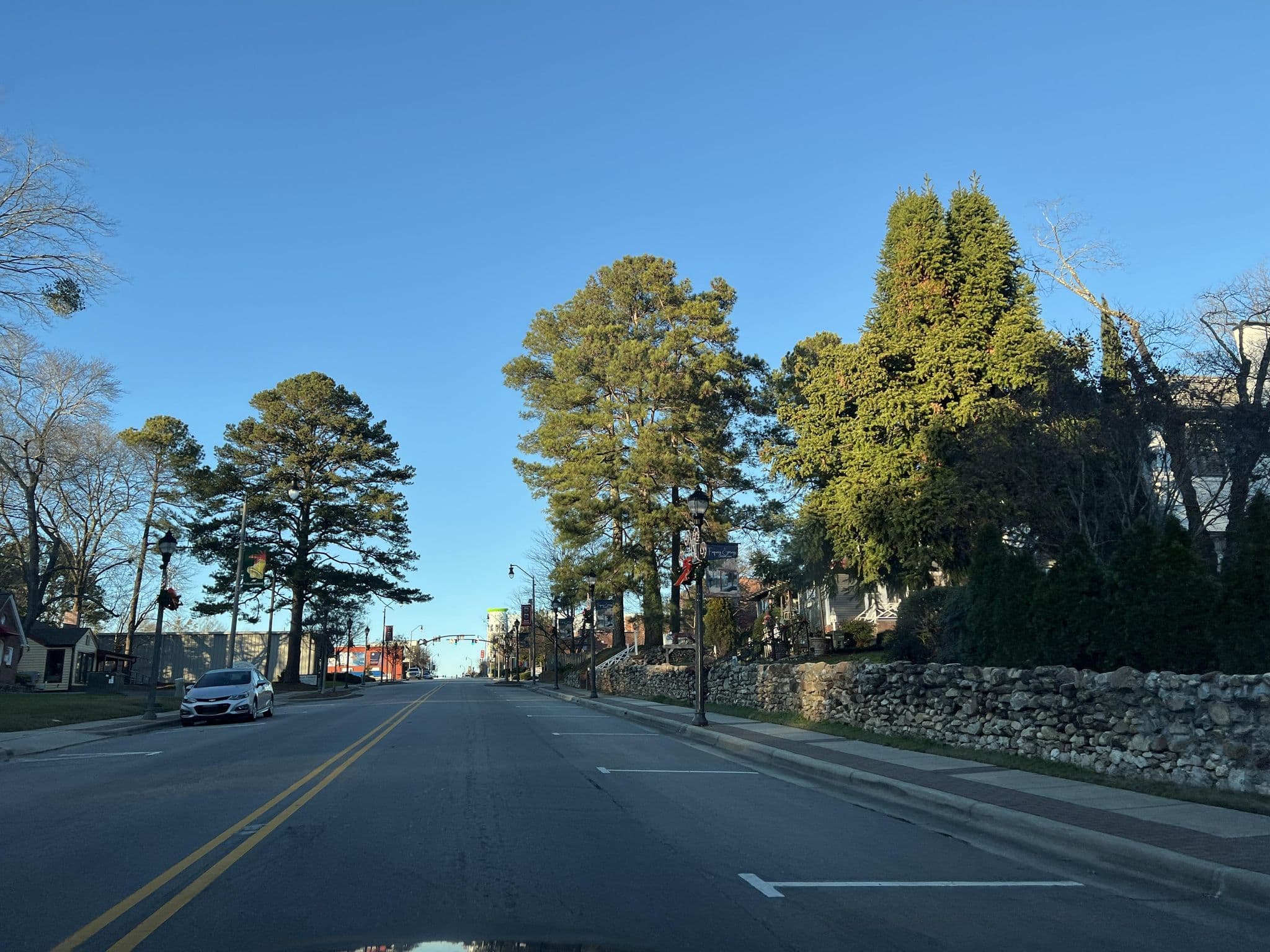 Street view near Fuquay Varina Mineral Springs Inn, Fuquay-Varina — © _jcaruso (CC BY-SA · Mapillary)