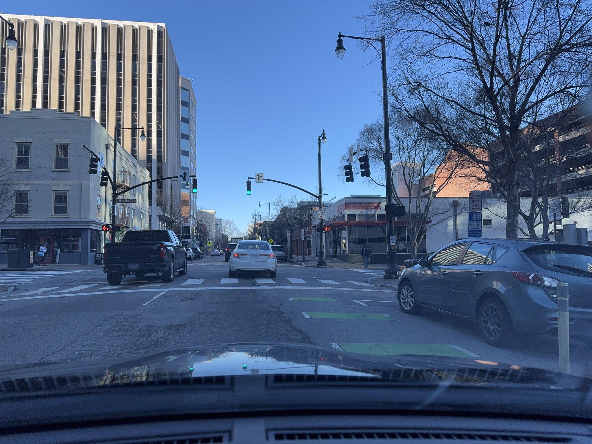 Street view near Sunset, Raleigh — © _jcaruso (CC BY-SA · Mapillary)