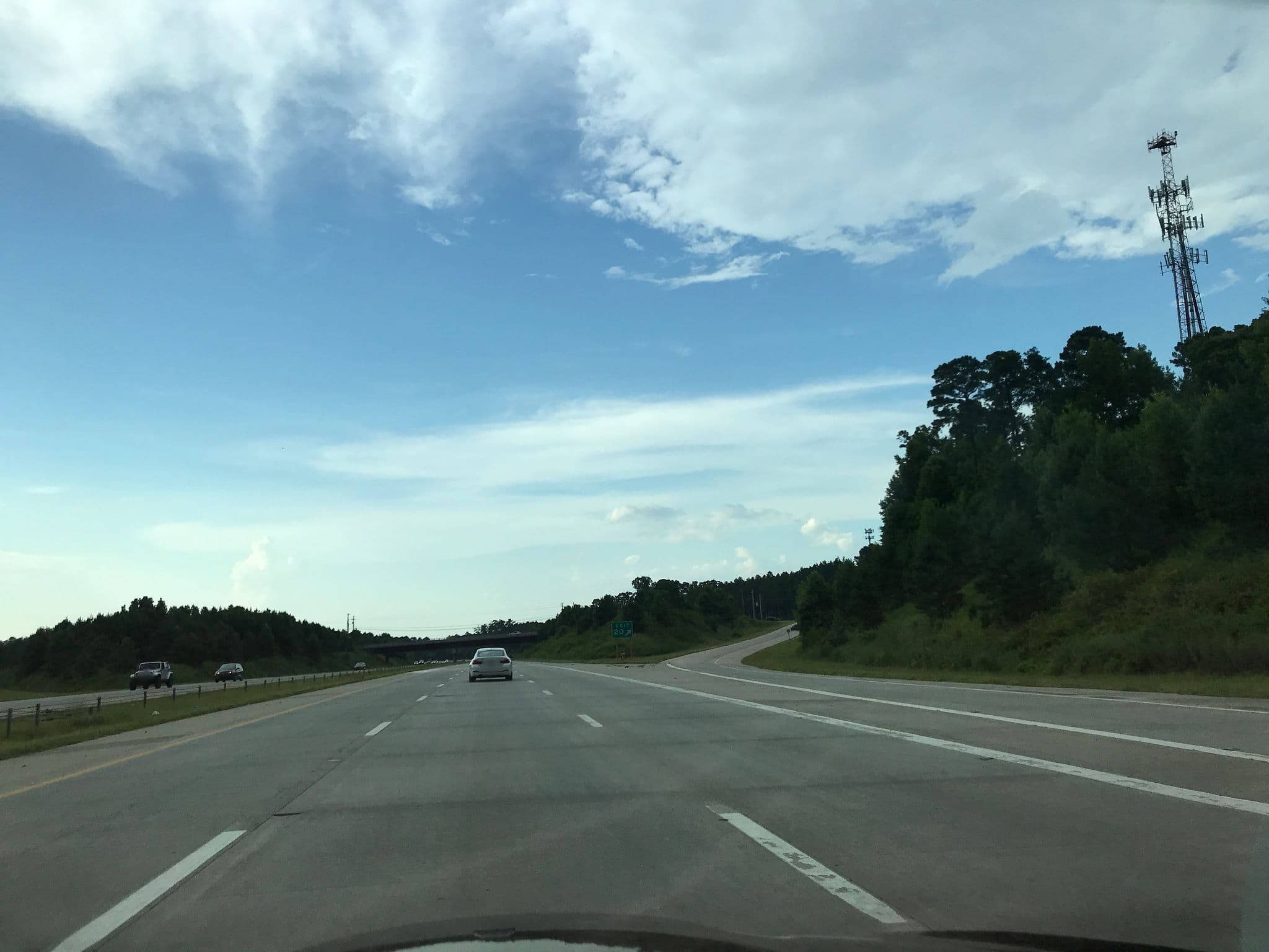 Street view near Wyfield Plantation, Knightdale — © _jcaruso (CC BY-SA · Mapillary)
