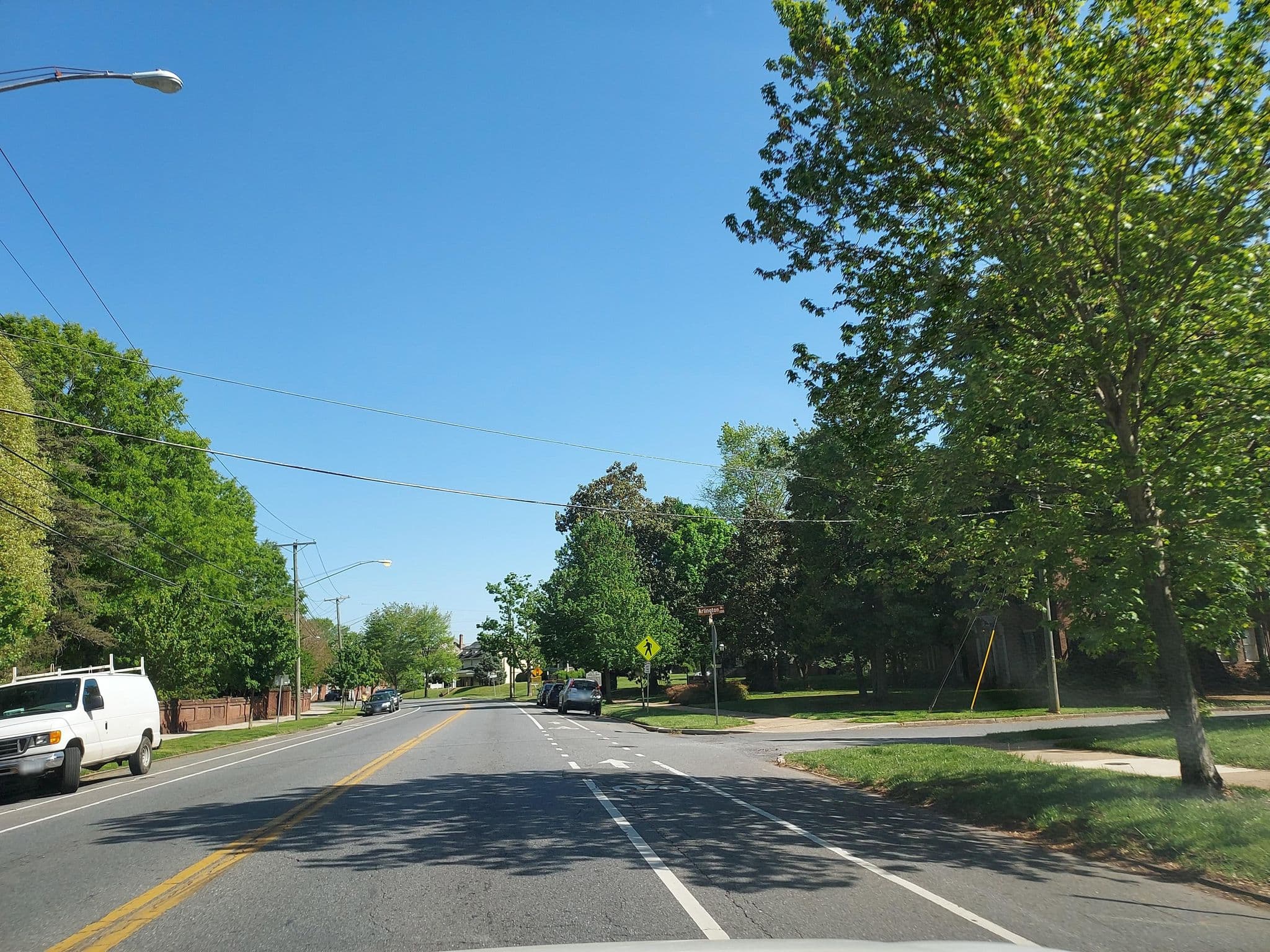 Street view near Hopefully Blissful Nai Nai Dream Land, Lynchburg — © alchemistjijo (CC BY-SA · Mapillary)