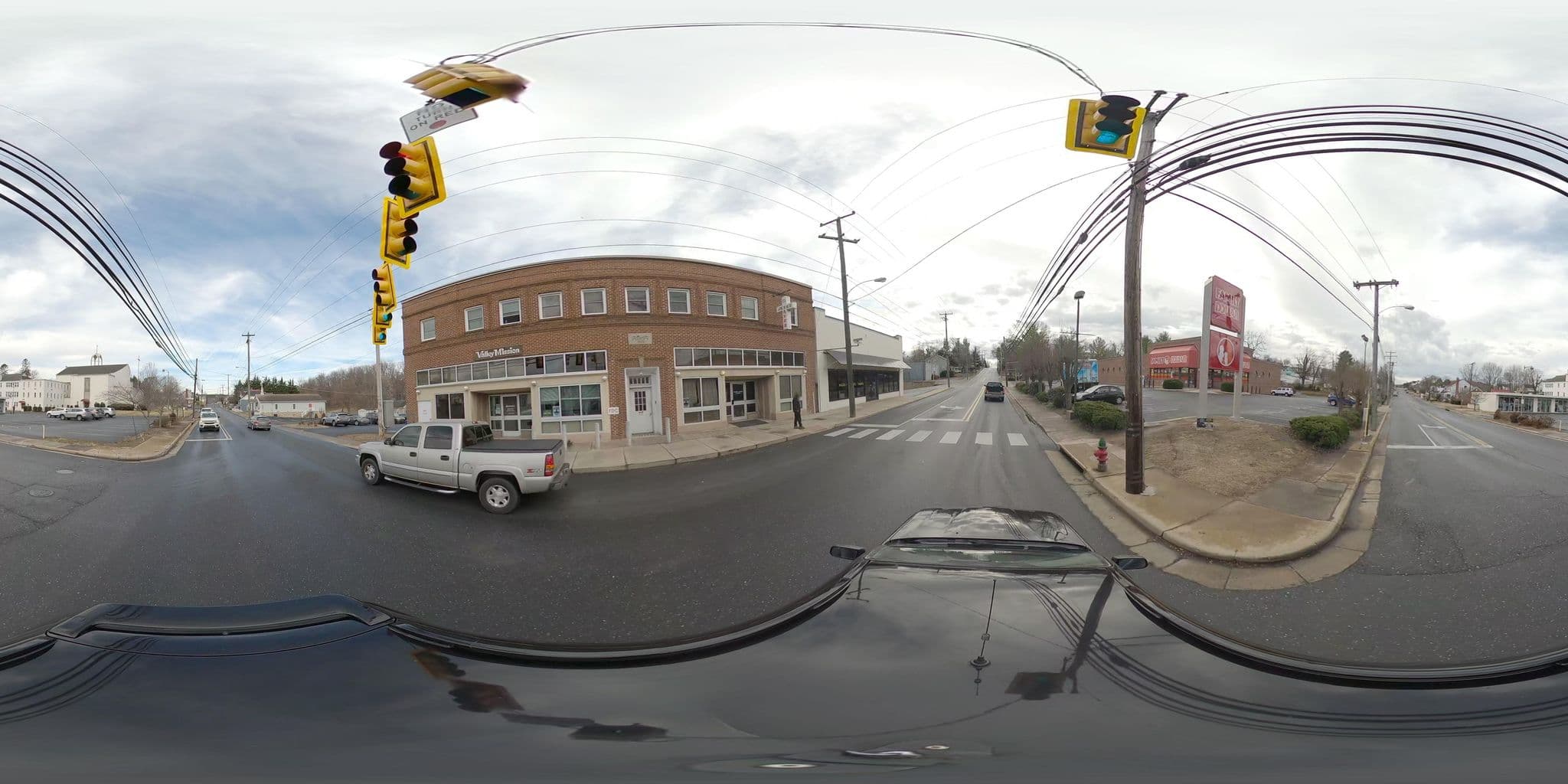 Street view near Valley Mission, Staunton — © pmfox97 (CC BY-SA · Mapillary)