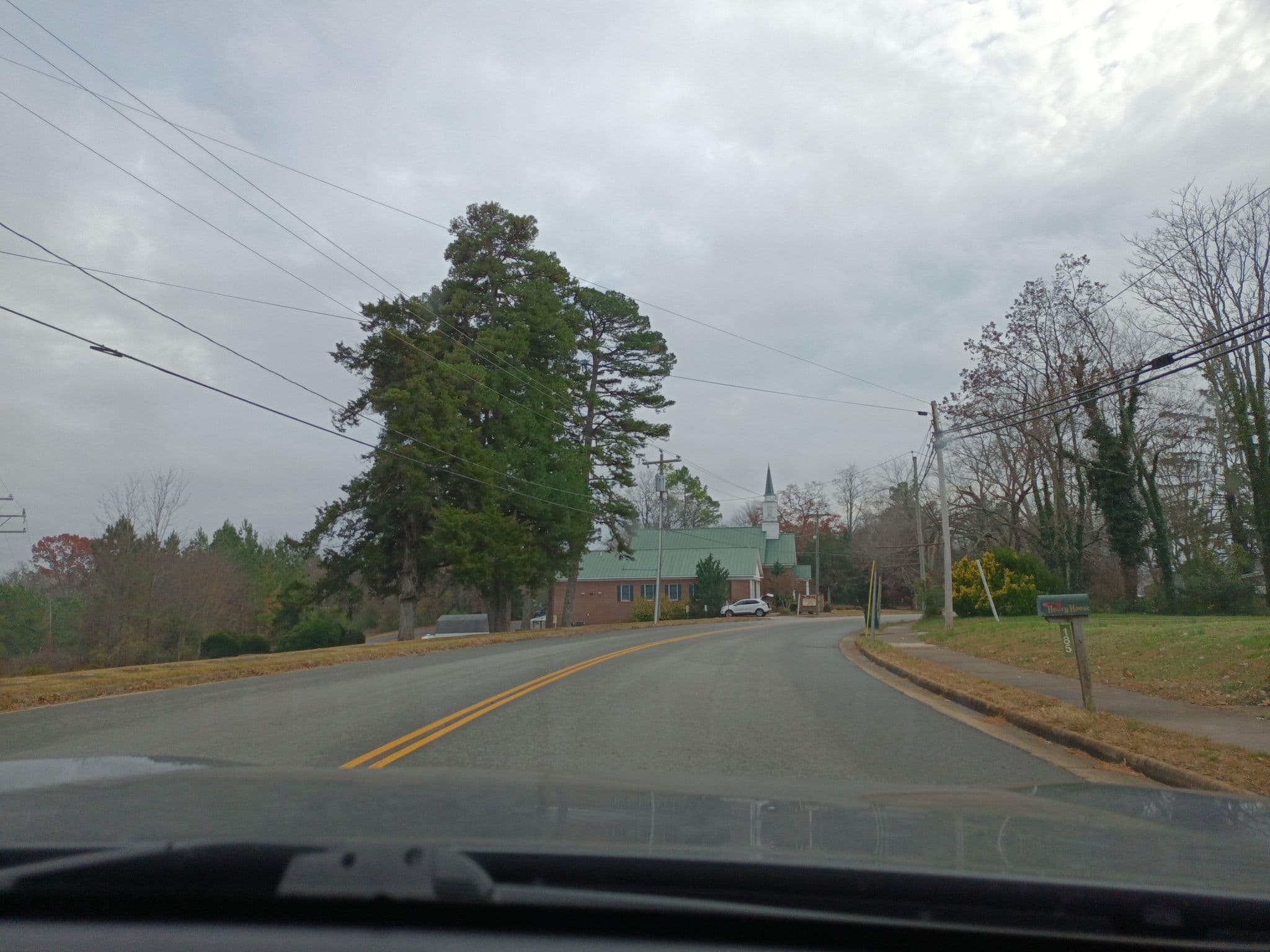Street view near The Henry House, Hampden Sydney — © apmwa (CC BY-SA · Mapillary)