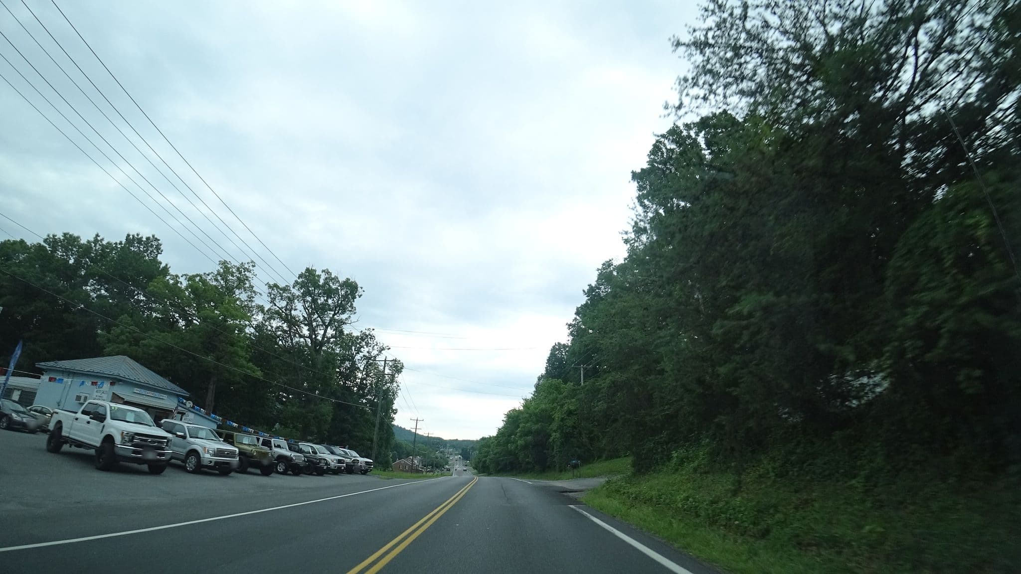 Street view near Relax Inn, Front Royal — © danbjoseph (CC BY-SA · Mapillary)