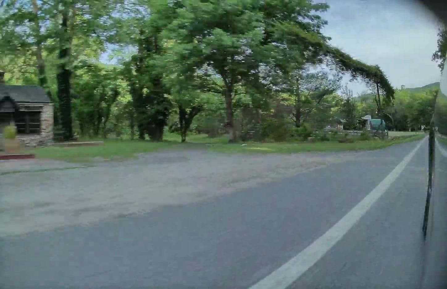 Street view near Lydia Mountain Lodge and Log Cabins, Ruckersville — © pmfox97 (CC BY-SA · Mapillary)