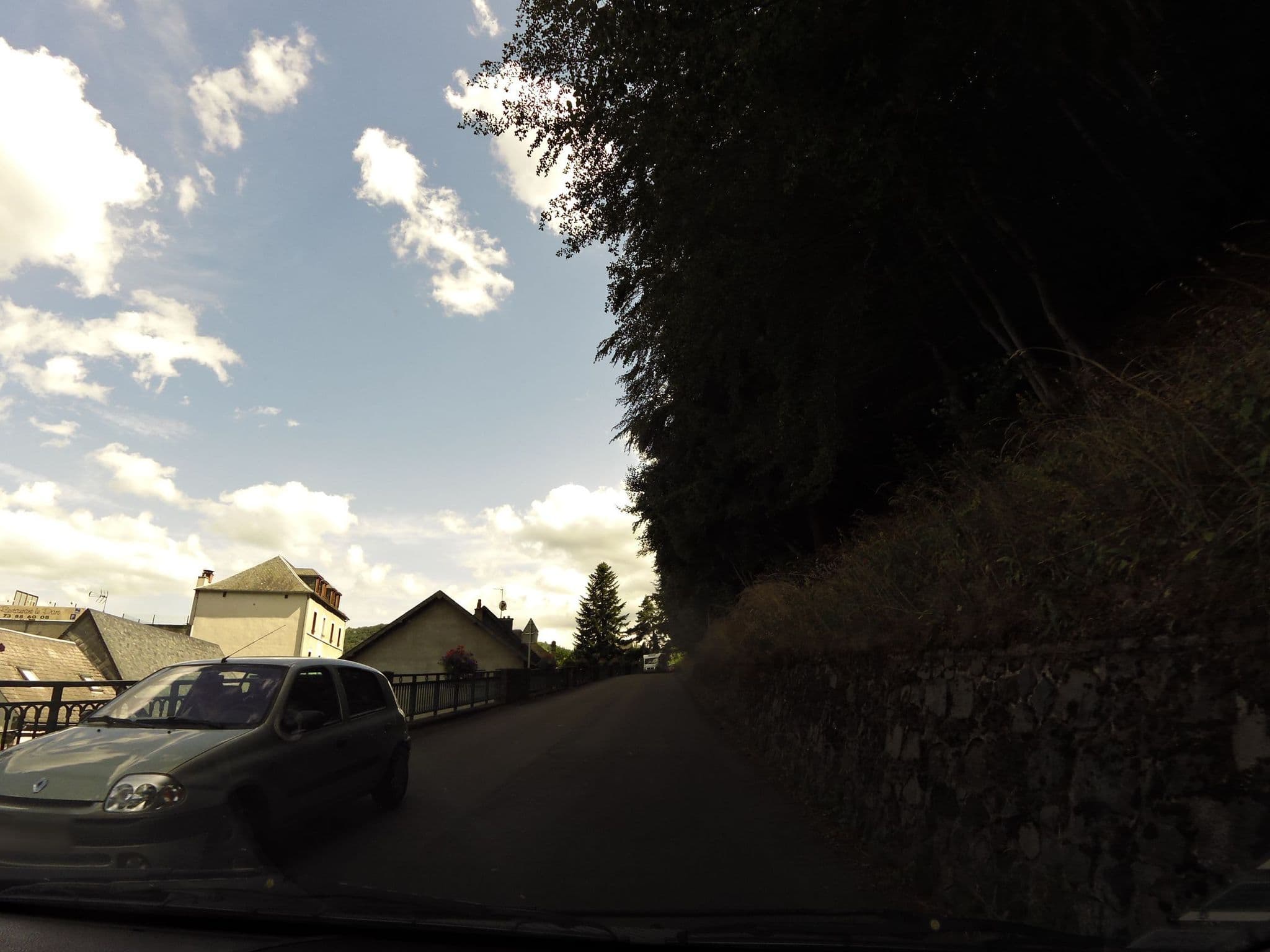 Street view near Hôtel les Volcans, Besse-et-Saint-Anastaise — © balooval (CC BY-SA · Mapillary)