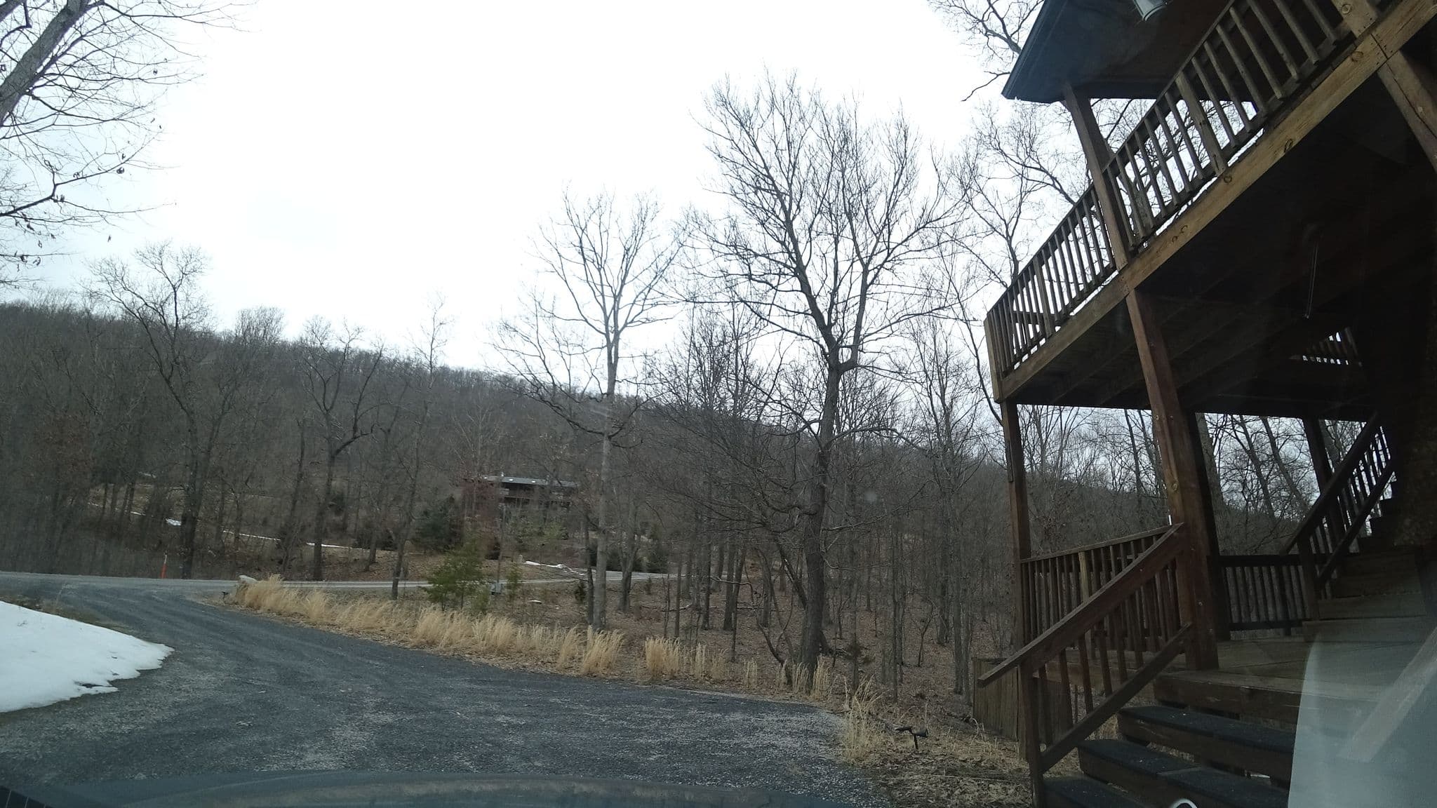 Street view near The Four Seasons Lost River, Moorefield — © danbjoseph (CC BY-SA · Mapillary)