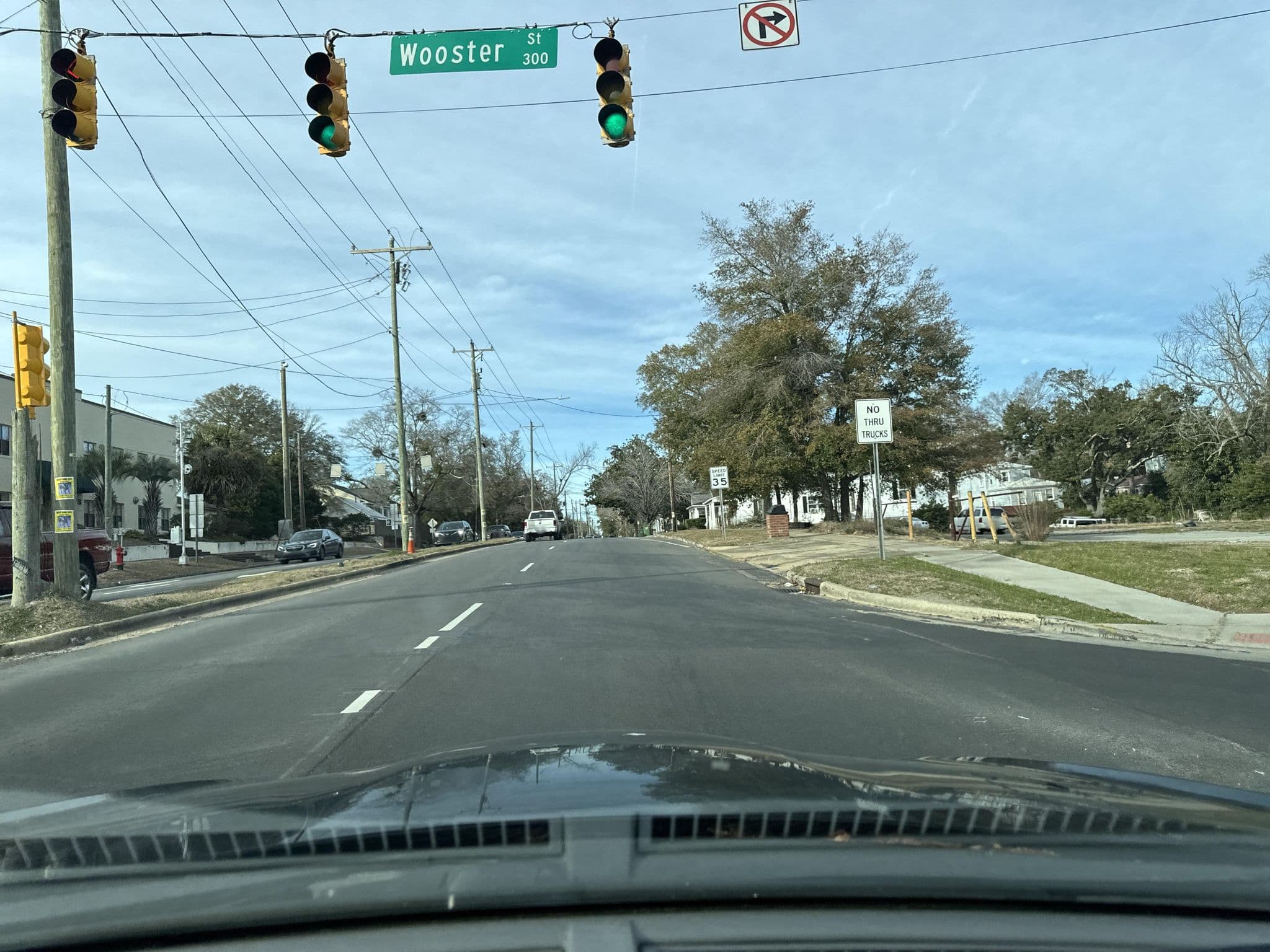 Street view near Ledge Rock at Whiteface, Wilmington — © _jcaruso (CC BY-SA · Mapillary)