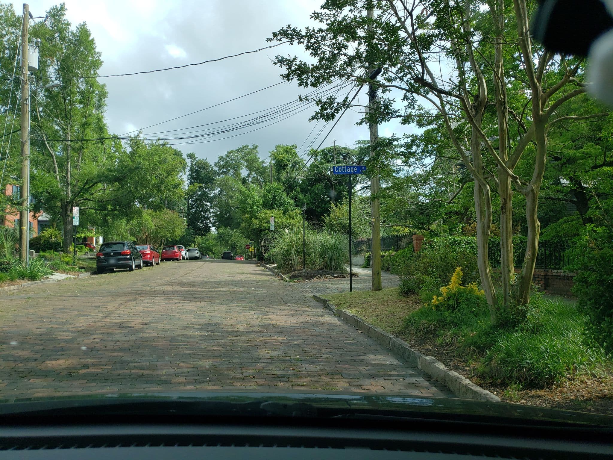Street view near Camelia Cottage, Wilmington — © guyutetube (CC BY-SA · Mapillary)