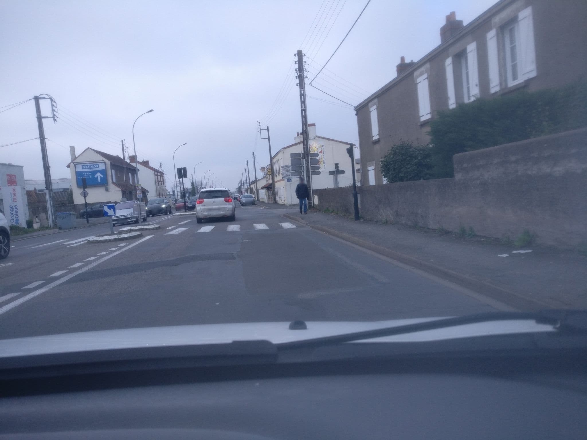 Street view near Le Laurier Fleuri, Vertou — © mgageo (CC BY-SA · Mapillary)