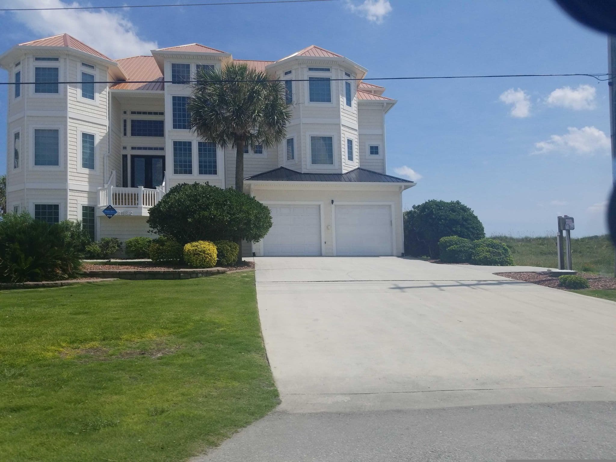 Street view near Beach house, Holly Ridge — © DrivingRoundTown (CC BY-SA · Mapillary)