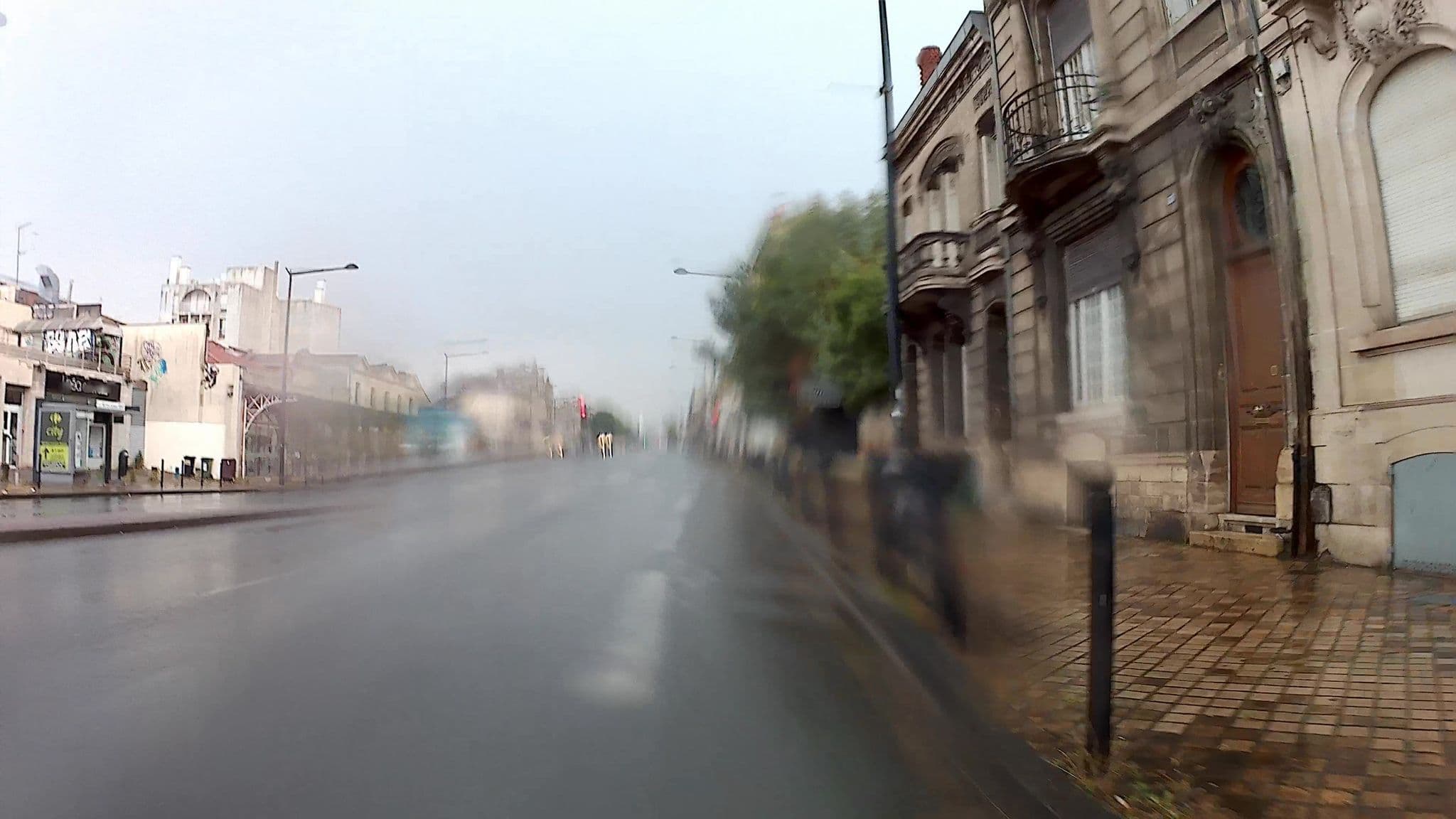 Street view near Hotentique Bordeaux, Bordeaux — © trouyer (CC BY-SA · Mapillary)