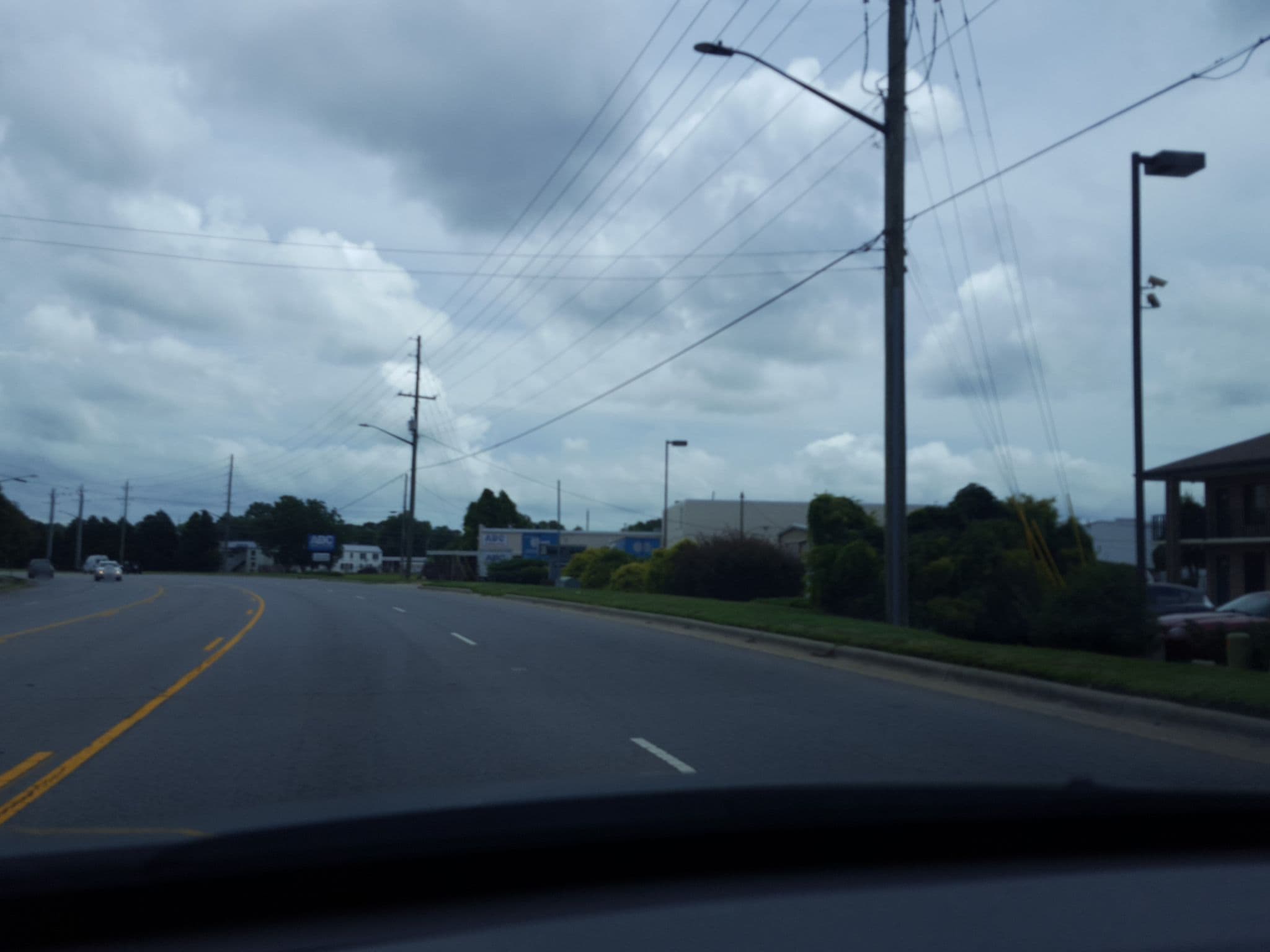 Street view near East Carolina Inn, Greenville — © sparks (CC BY-SA · Mapillary)