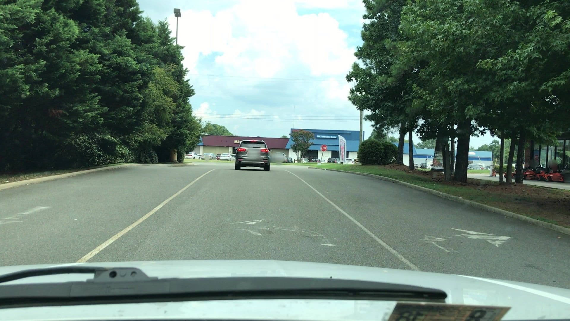 Street view near Hampton Inn by Hilton, Bon Air — © lvl5 (CC BY-SA · Mapillary)
