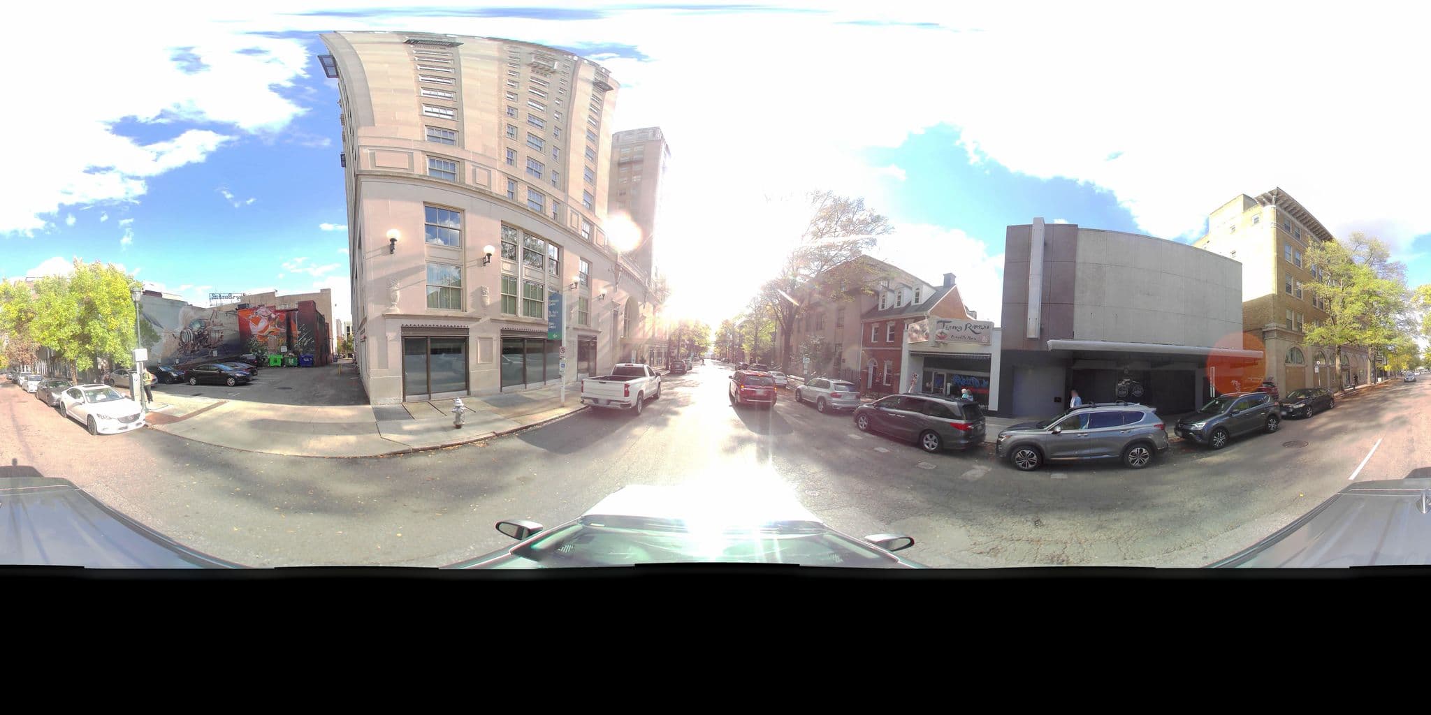 Street view near The John Marshall Hotel, Richmond — © HKocen (CC BY-SA · Mapillary)