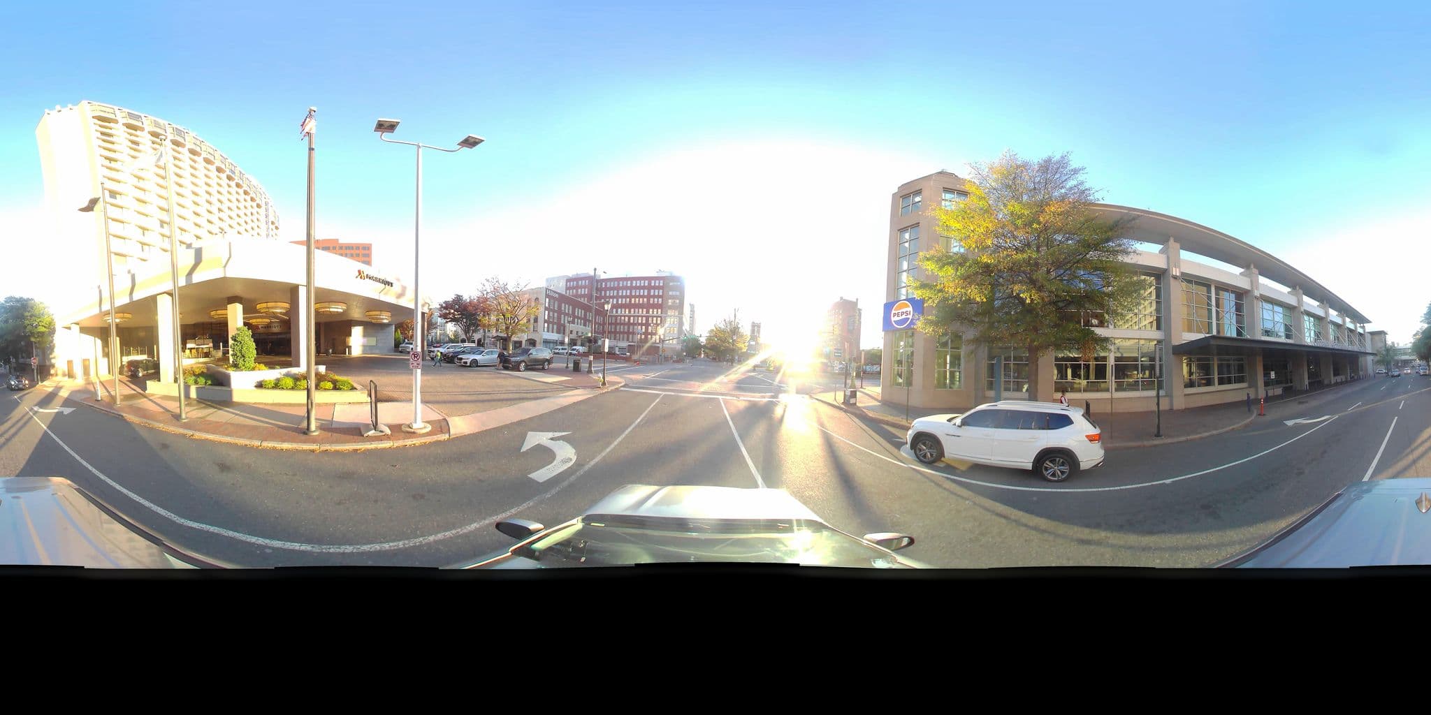 Street view near WLGM Conference At Richmond Marriott, Richmond — © HKocen (CC BY-SA · Mapillary)