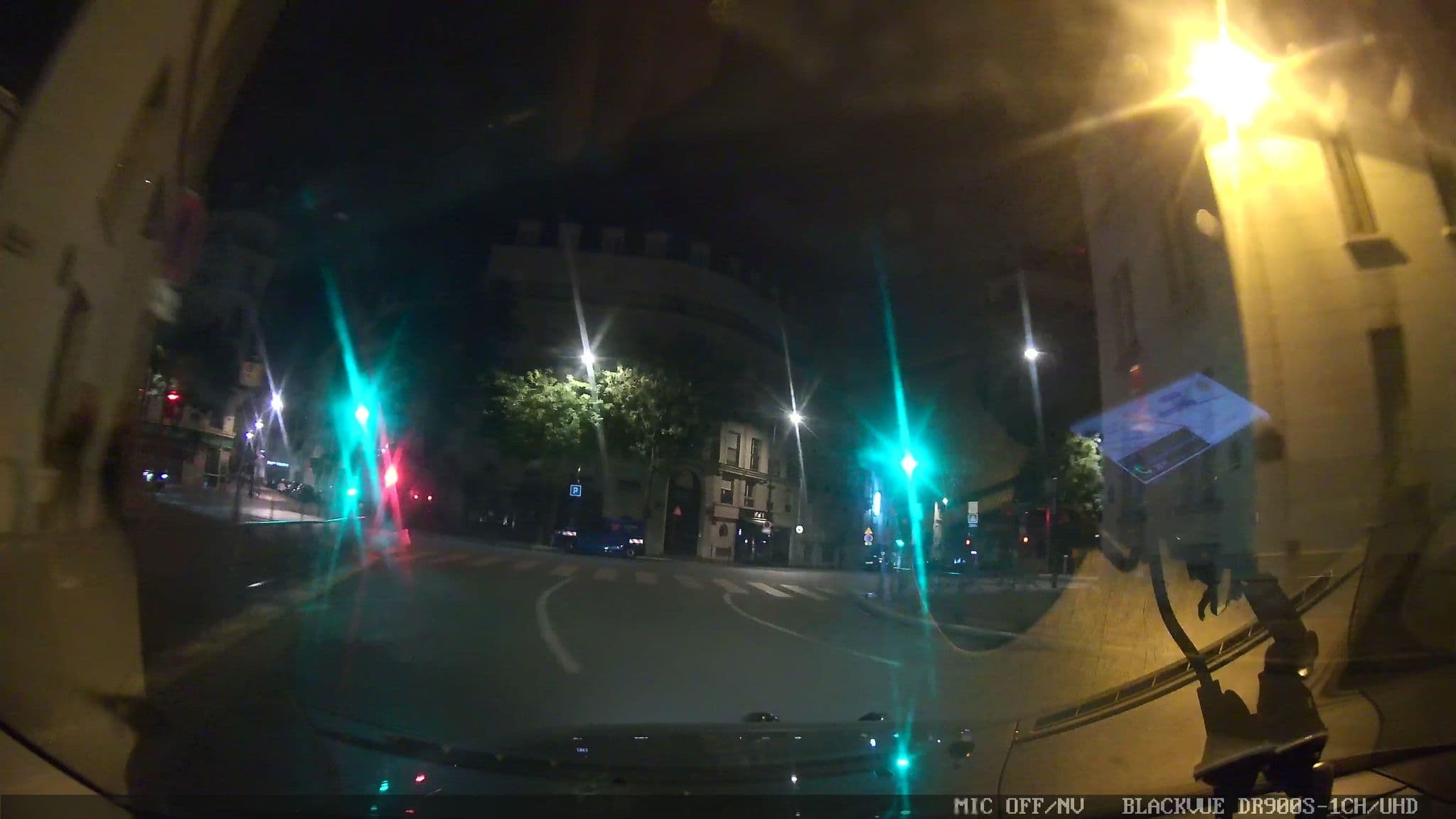 Street view near Radisson Blu Le Dokhan's Hotel, Paris 16 Passy — © grobin (CC BY-SA · Mapillary)