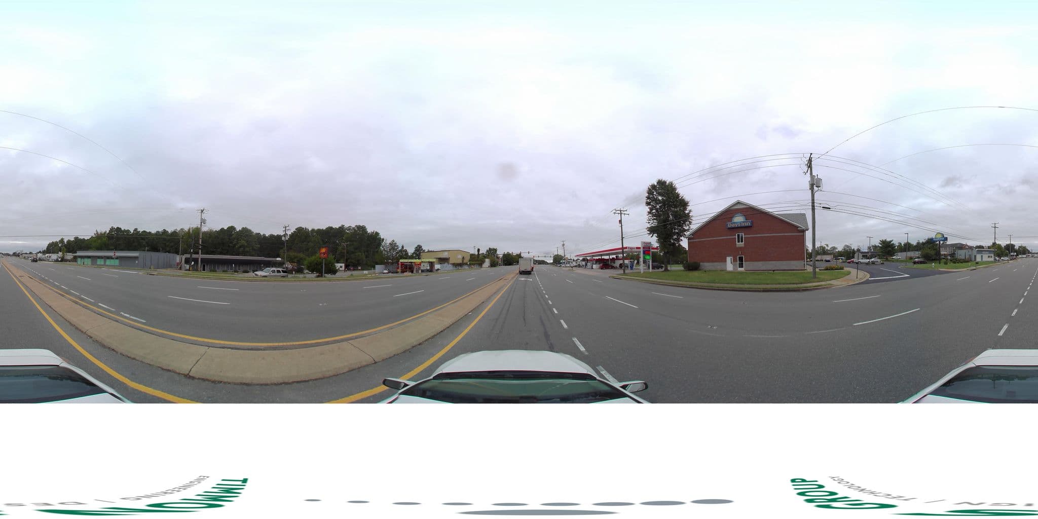 Street view near Days Inn, Chamberlayne — © echostorm (CC BY-SA · Mapillary)