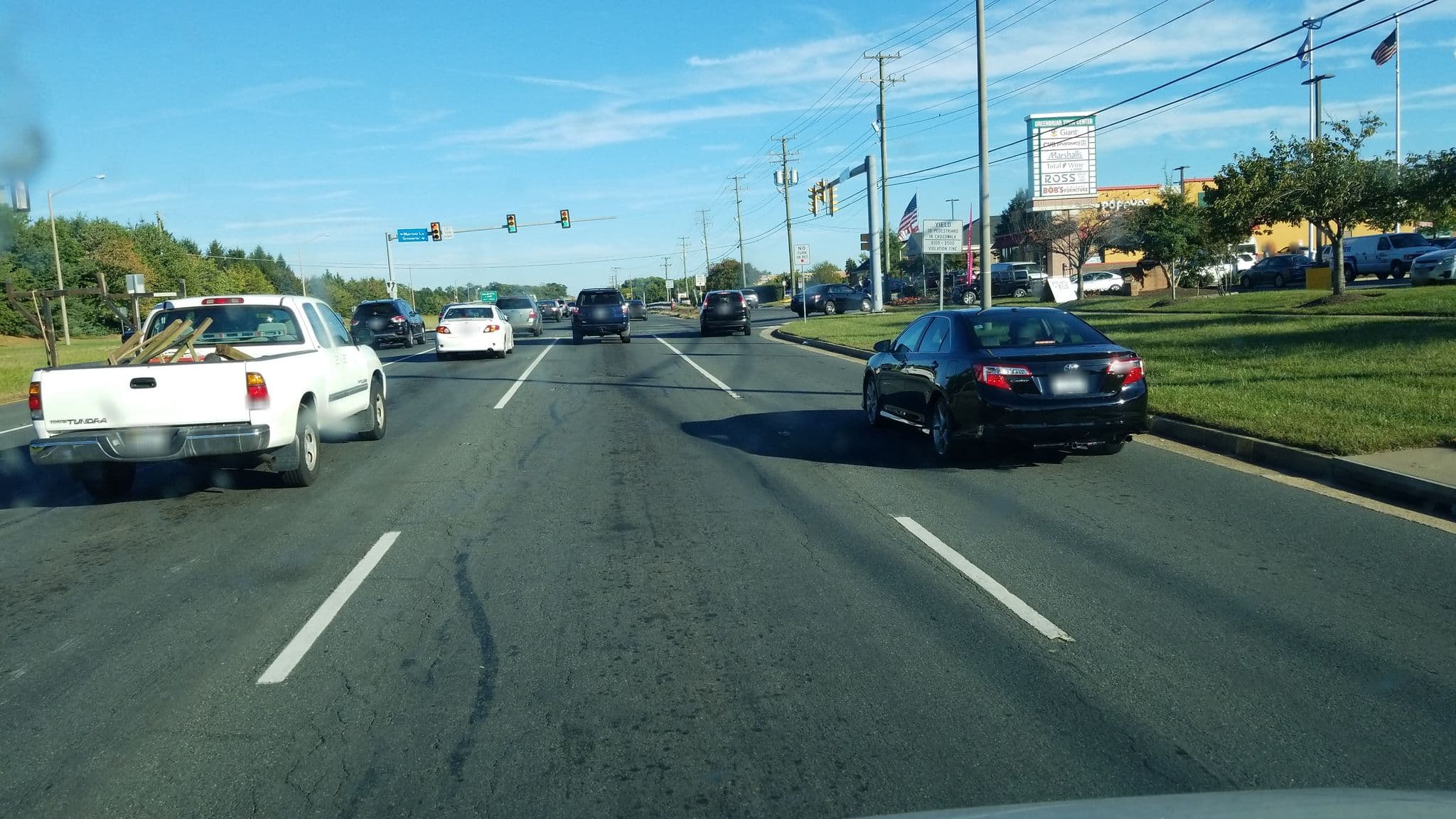 Street view near Radisson Blu, Greenbriar — © jbthemilker (CC BY-SA · Mapillary)