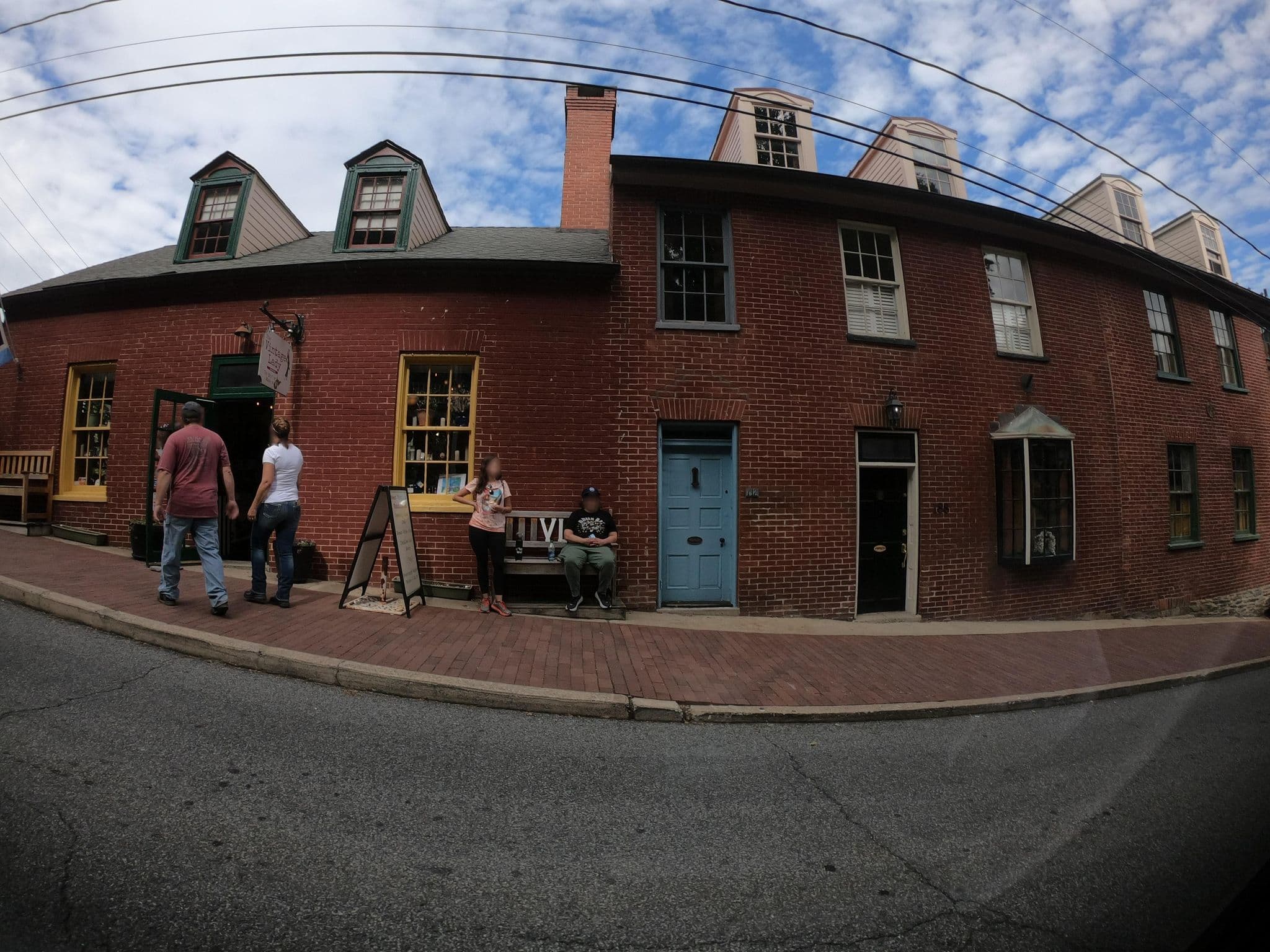 Street view near Hamilton's Tavern 1840, Lovettsville — © roadgeek_md99 (CC BY-SA · Mapillary)