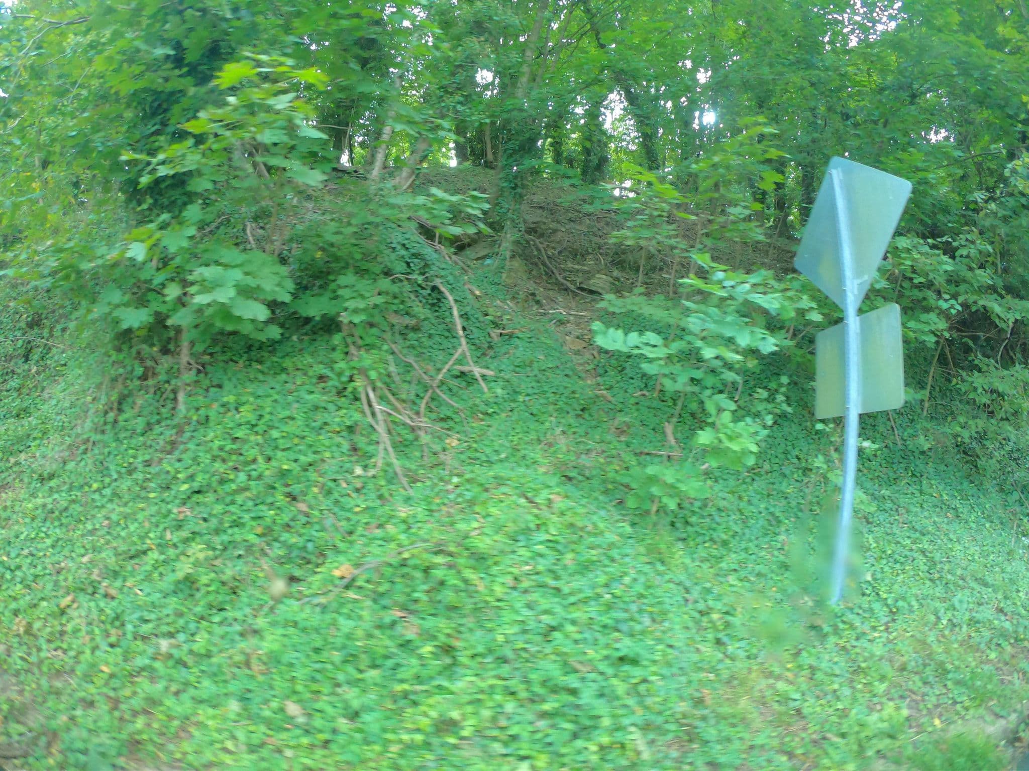 Street view near Ledge House, Lovettsville — © roadgeek_md99 (CC BY-SA · Mapillary)