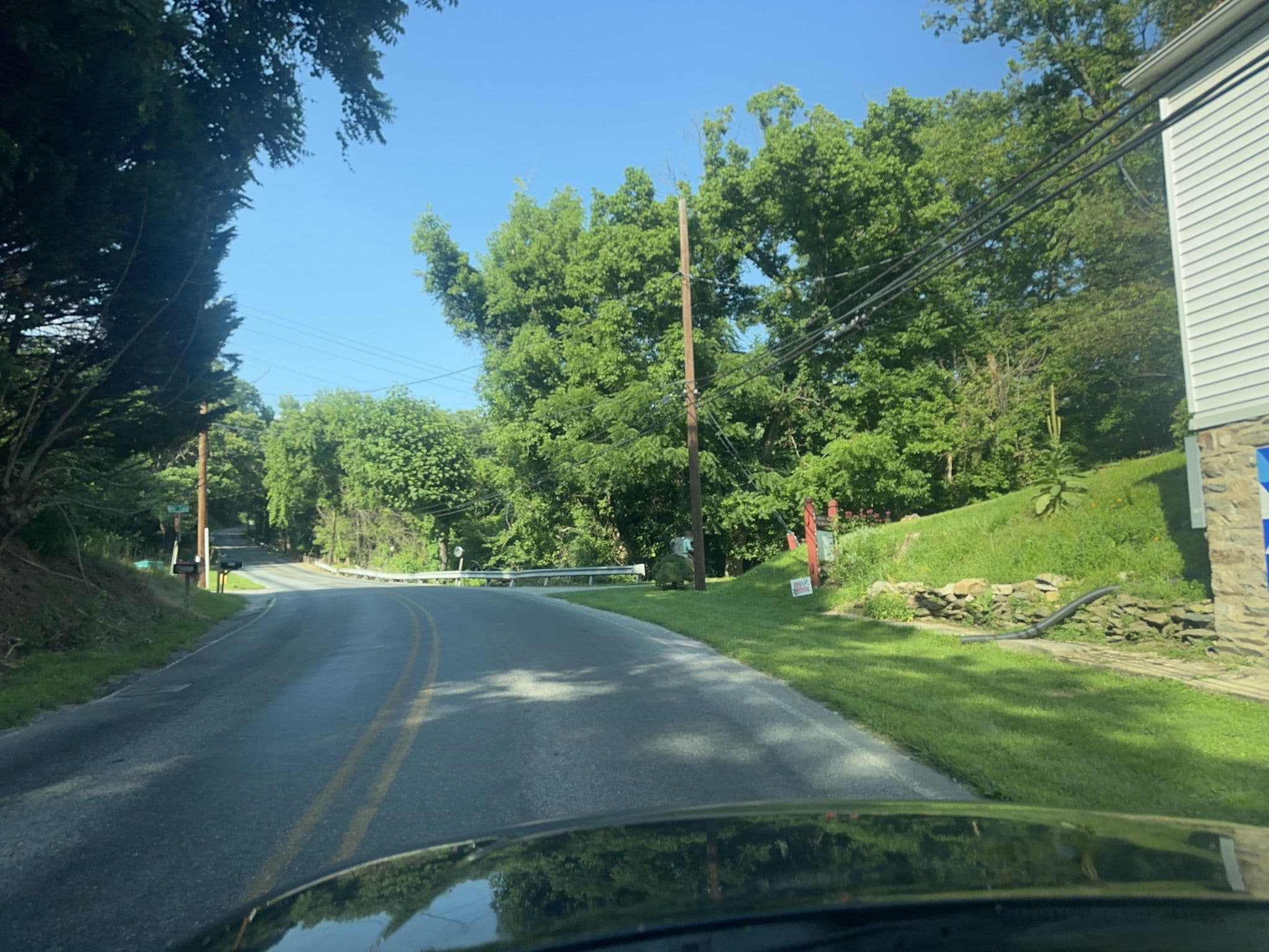 Street view near Potomac Area Council, Lovettsville — © mdroads (CC BY-SA · Mapillary)