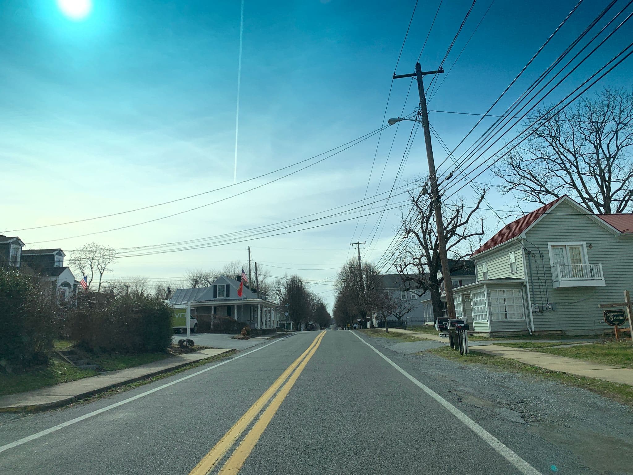 Street view near Teahorse Hostel, Ranson — © mdroads (CC BY-SA · Mapillary)