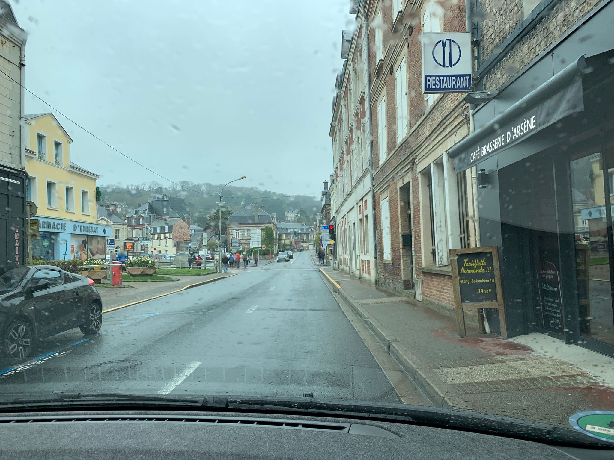 Street view near New Windsor, Étretat — © noel (CC BY-SA · Mapillary)