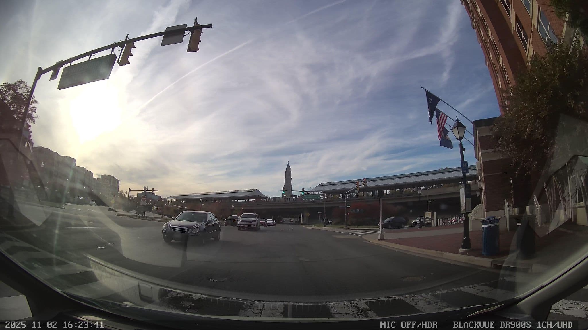 Street view near Hilton, Alexandria — © danbjoseph (CC BY-SA · Mapillary)