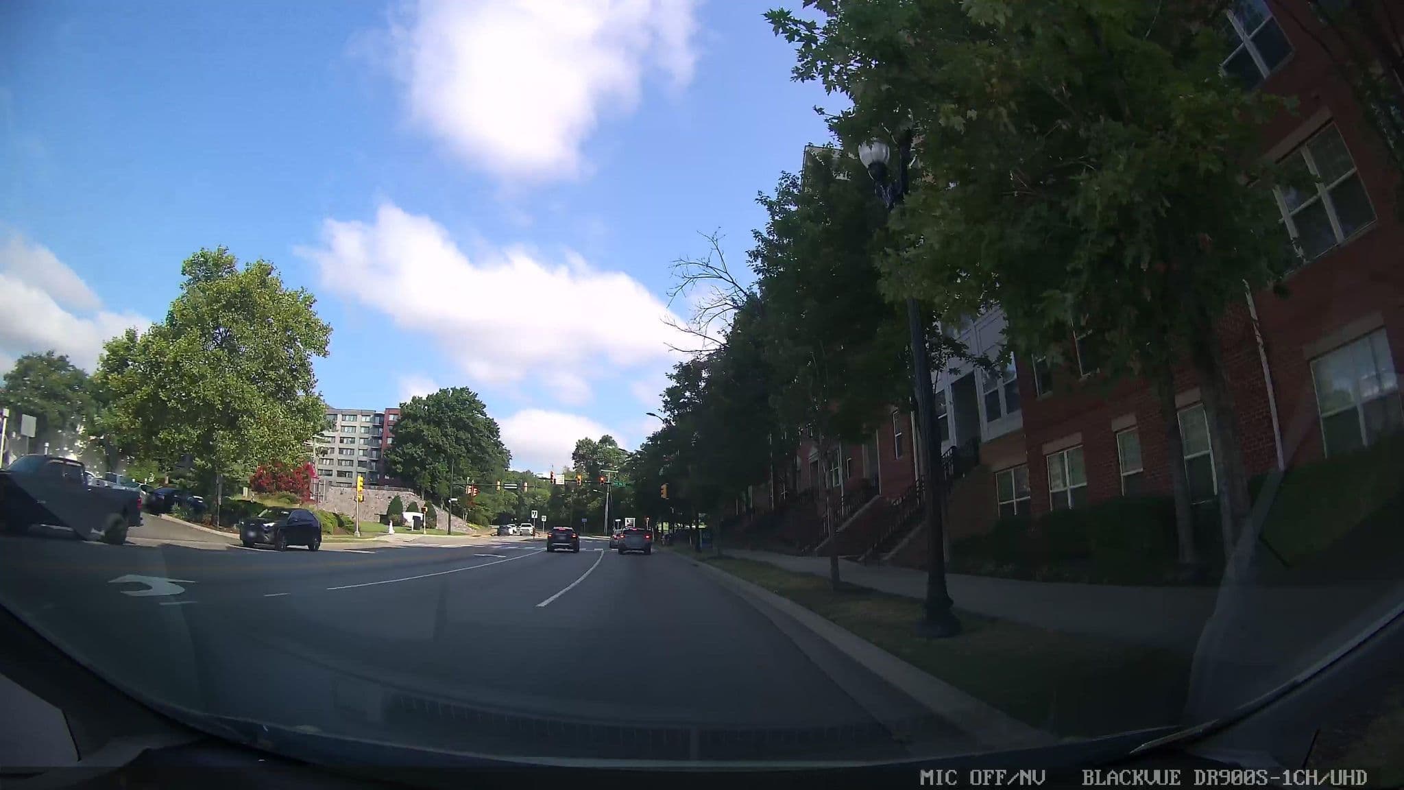 Street view near Econo Lodge, Baileys Crossroads — © danbjoseph (CC BY-SA · Mapillary)