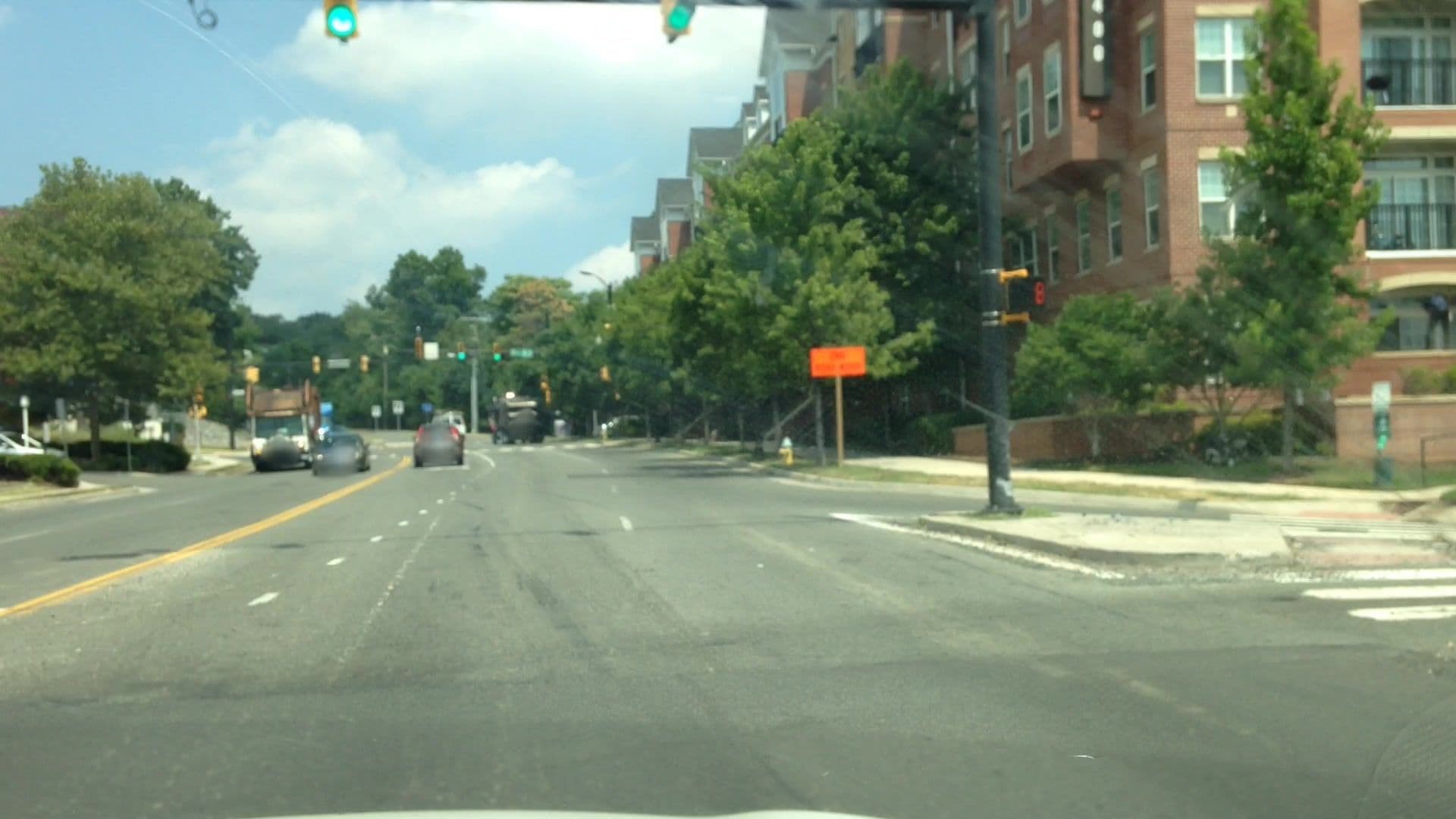 Street view near Pool at Best Western Pentagon, Baileys Crossroads — © lvl5 (CC BY-SA · Mapillary)