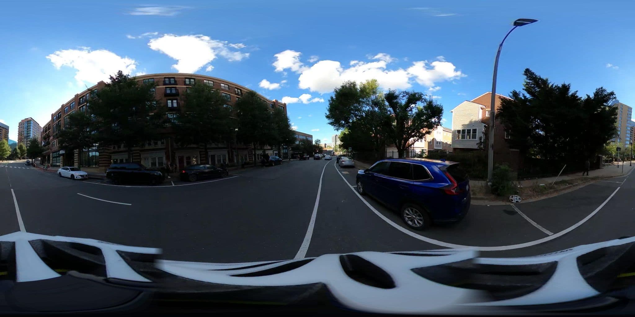Street view near 1919 Clarendon by Executive Apartments, Rosslyn — © holdenmt11 (CC BY-SA · Mapillary)
