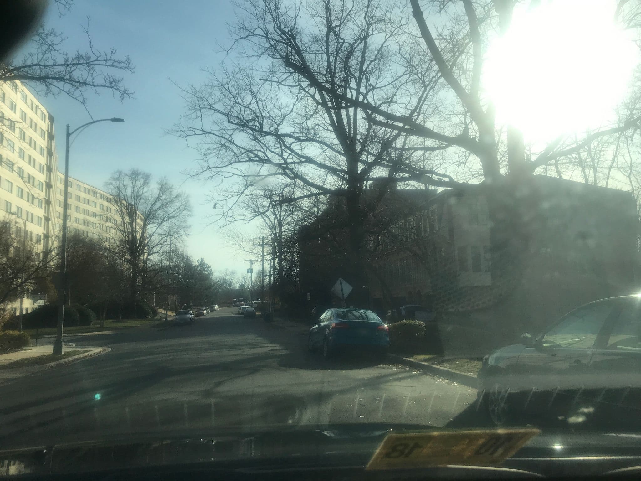 Street view near guest laundry virginian, Rosslyn — © troyweaver3 (CC BY-SA · Mapillary)