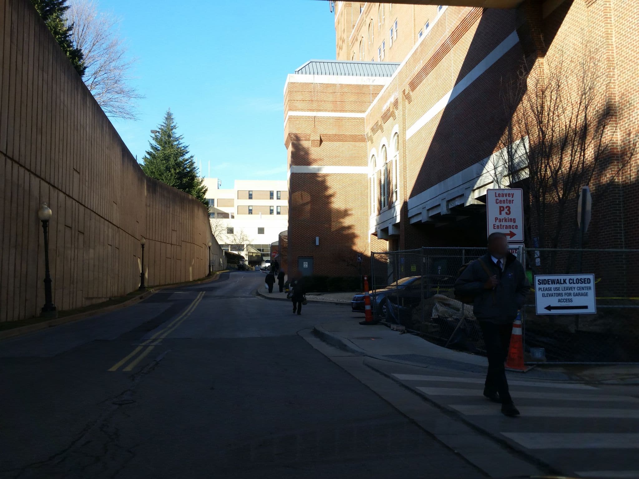 Street view near Georgetown University Hotel and Conference Center, Glover Park — © jaakkoh (CC BY-SA · Mapillary)