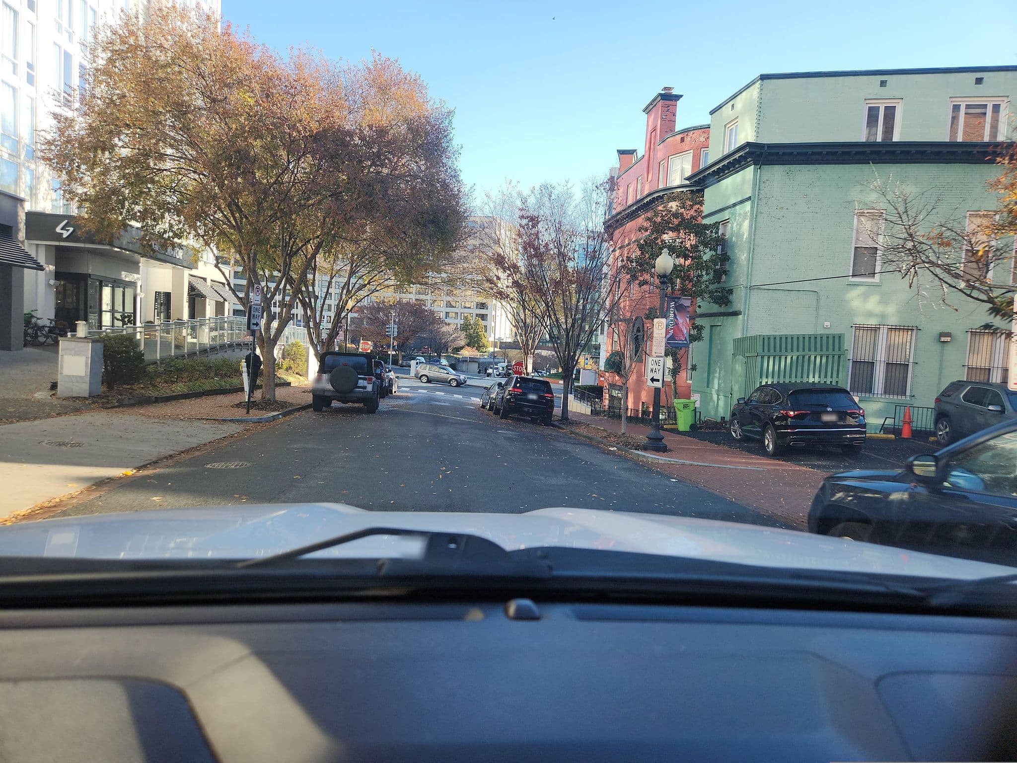 Street view near Courtyard by Marriott Washington, DC/Dupont Circle, Adams Morgan — © dcdpw_haroldd (CC BY-SA · Mapillary)