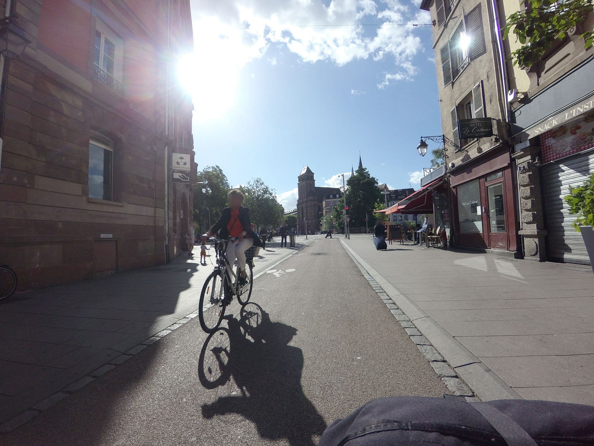 Street view near Mercure Strasbourg Saint-Jean, Strasbourg — © larshelmin (CC BY-SA · Mapillary)