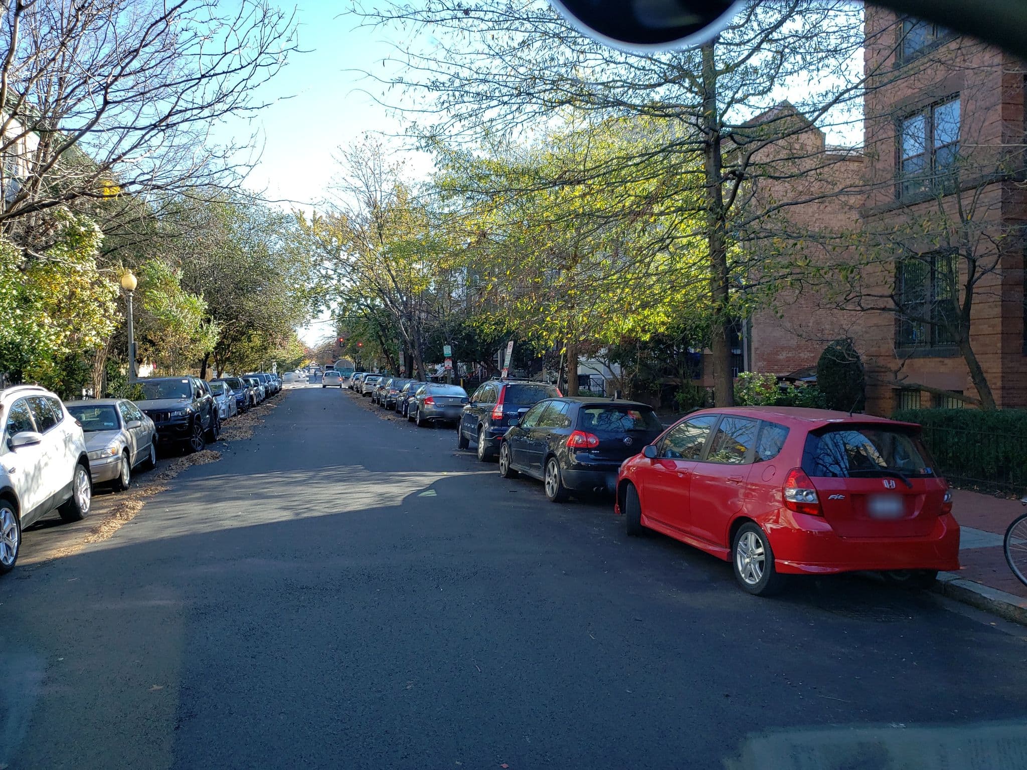 Street view near Dupont Stay, Dupont Circle — © wbell (CC BY-SA · Mapillary)