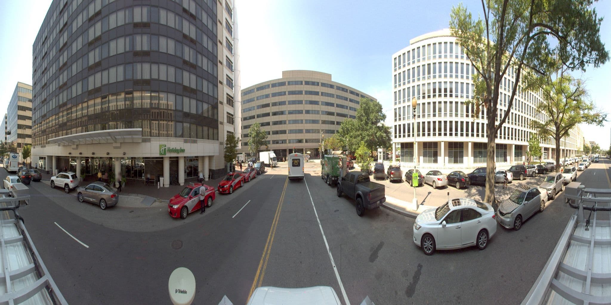 Street view near Holiday Inn Capitol, Southwest Waterfront — © nupano (CC BY-SA · Mapillary)