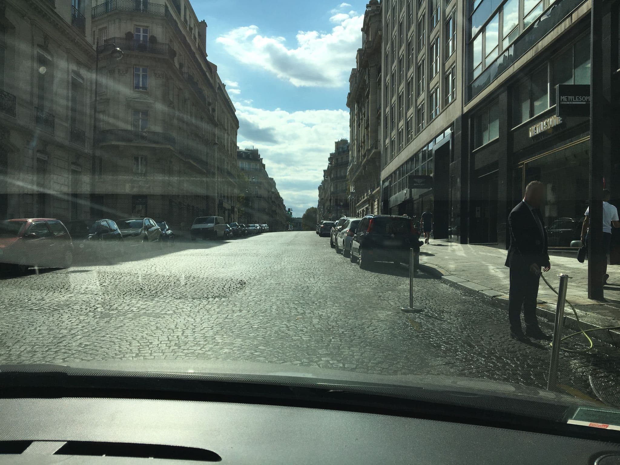 Street view near Hôtel de Sers, Paris 08 Élysée