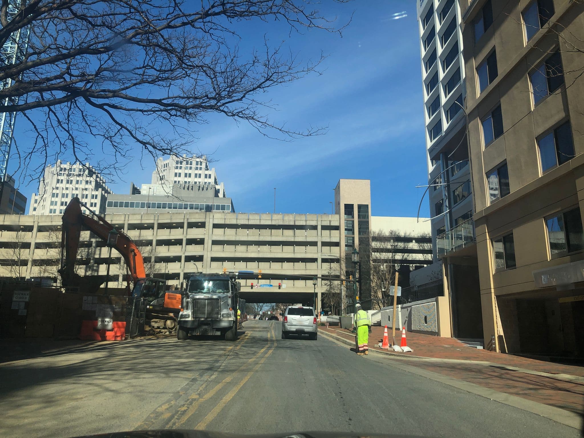 Street view near Hilton Garden Inn, Bethesda — © mimit (CC BY-SA · Mapillary)