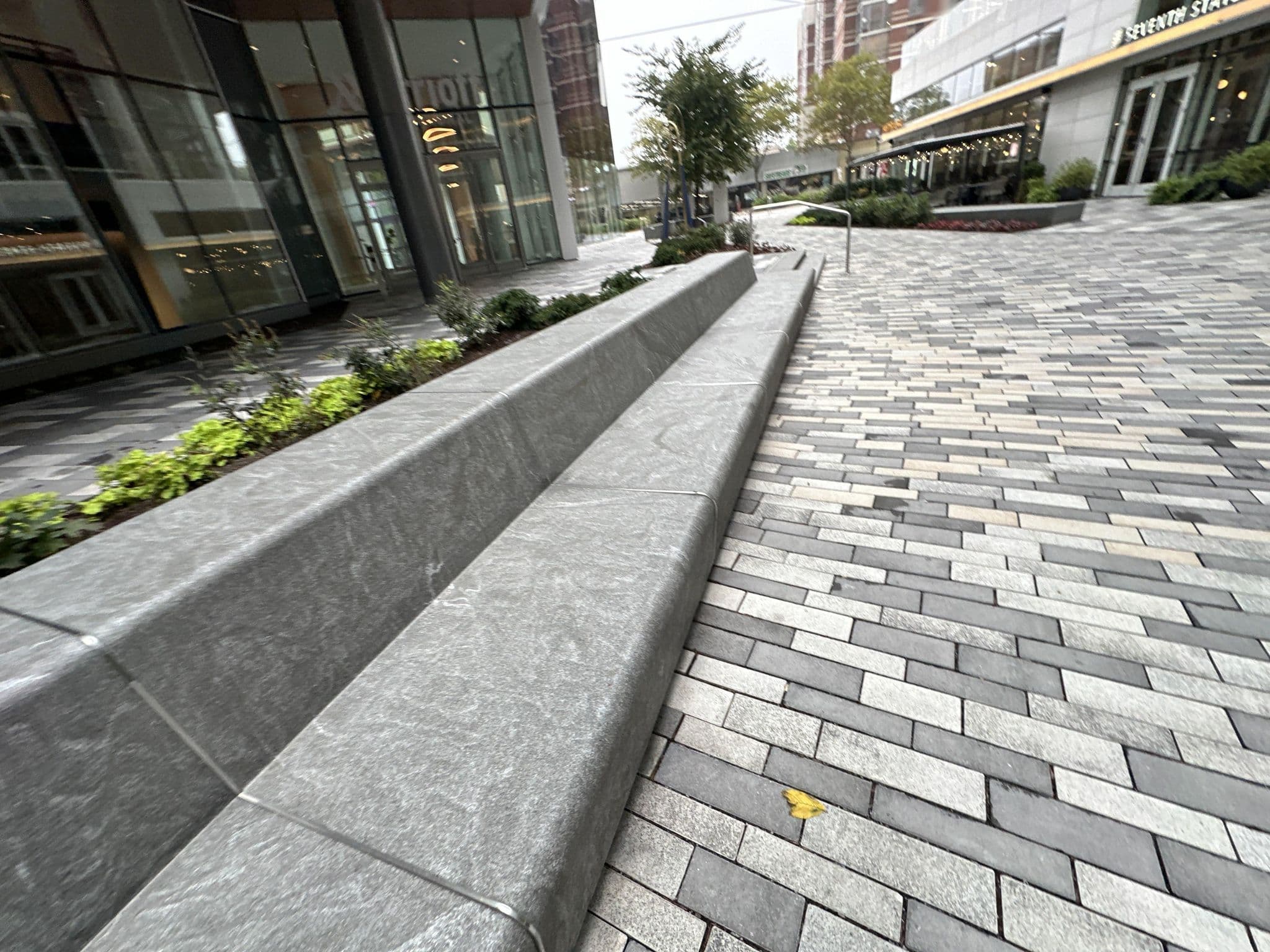 Street view near Bethesda Court Hotel, Bethesda — © NickMole (CC BY-SA · Mapillary)