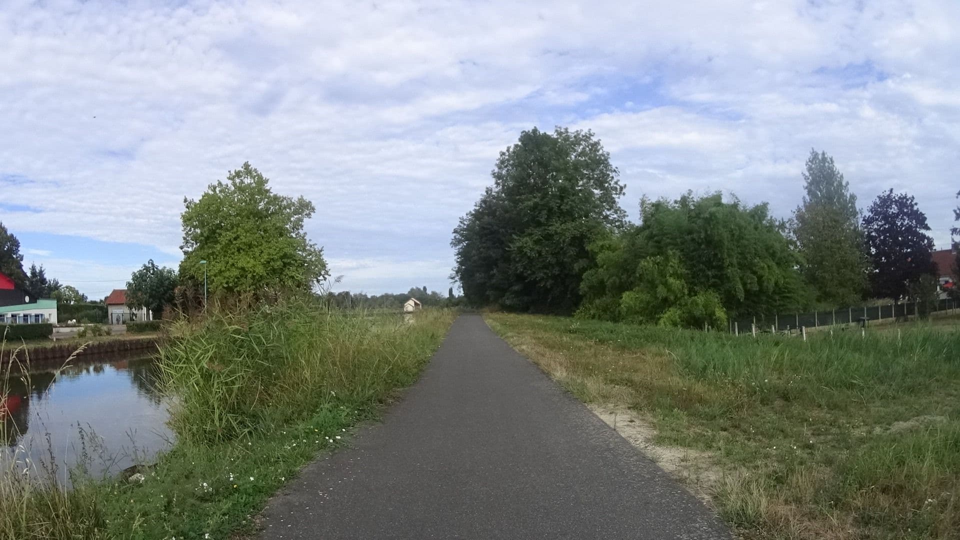 Street view near La Péniche, Diou — © ramap (CC BY-SA · Mapillary)