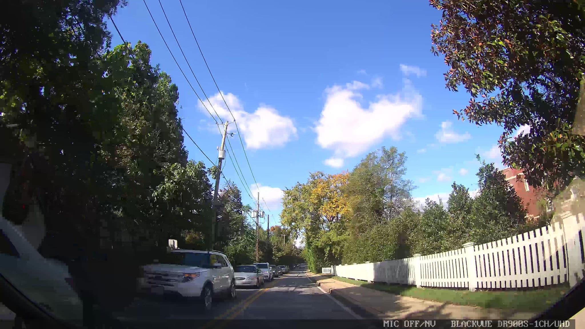 Street view near Le Pool, Chevy Chase — © danbjoseph (CC BY-SA · Mapillary)